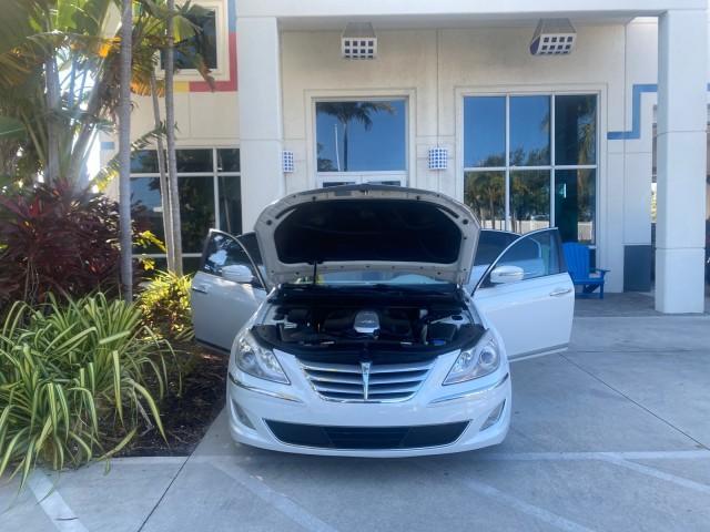 2012 White Satin Pearl /Saddle Hyundai Genesis 4.6L V8 LOW MILES PEARL WHITE (KMHGC4DF6CU) with an 4.6L DOHC MPI 32-Valve V8 Engine engine, Automatic transmission, located at 4701 North Dixie Hwy, Pompano Beach, FL, 33064, (954) 422-2889, 26.240938, -80.123474 - OUR WEBPAGE FLORIDACARS1.COM HAS OVER 100 PHOTOS AND FREE CARFAX LINK 2012 HYUNDAI GENESIS 4.6L V8 THIS CAR IS LOADED WITH EVERY OPTION POSSIBLE NEW $44,500 VIN: KMHGC4DF6CU166625 K M H G C 4 D F 6 C U 1 6 6 6 2 5 SEDAN 4 DR 4.6L V8 F DOHC 32V GASOLINE 25 MPG REAR WHEEL DRIVE Features A/C Seat(s) AB - Photo#16