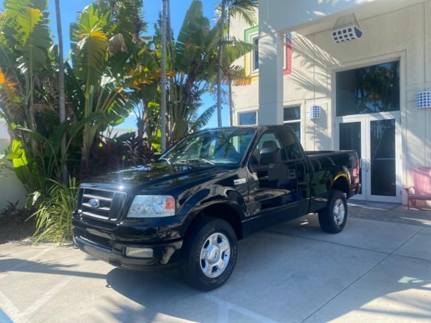 2004 Black /Flint Ford F-150 STX LOW MILES 46,755 4WD (1FTRF14W54N) with an 4.6L EFI V8 Engine engine, Automatic transmission, located at 4701 North Dixie Hwy, Pompano Beach, FL, 33064, (954) 422-2889, 26.240938, -80.123474 - OUR WEBPAGE FLORIDACARS1.COM HAS OVER 100 PHOTOS AND FREE CARFAX LINK 2004 FORD F-150 STX 4WD WE HAVE THE LOWEST MILEAGE ONE FOR SALE IN THE COUNTRY 46,755 VIN: 1FTRF14W54NB29502 1 F T R F 1 4 W 5 4 N B 2 9 5 0 2 PICKUP 4.6L V8 F SOHC 16V GASOLINE 18 MPG REAR WHEEL DRIVE W/ 4X4 Features 4WD/AWD ABS - Photo#28