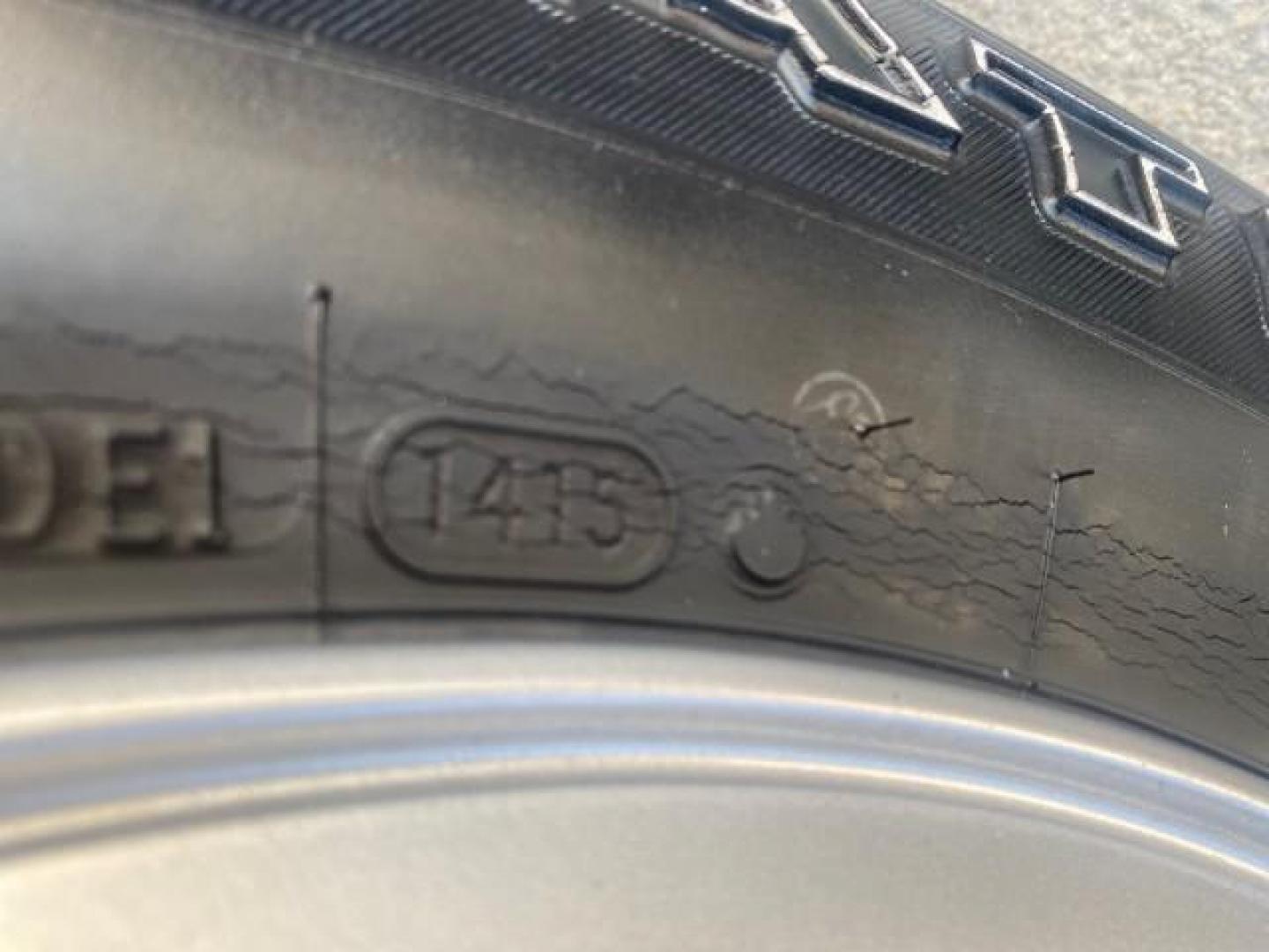 2004 Black /Flint Ford F-150 STX LOW MILES 46,755 4WD (1FTRF14W54N) with an 4.6L EFI V8 Engine engine, Automatic transmission, located at 4701 North Dixie Hwy, Pompano Beach, FL, 33064, (954) 422-2889, 26.240938, -80.123474 - OUR WEBPAGE FLORIDACARS1.COM HAS OVER 100 PHOTOS AND FREE CARFAX LINK 2004 FORD F-150 STX 4WD WE HAVE THE LOWEST MILEAGE ONE FOR SALE IN THE COUNTRY 46,755 VIN: 1FTRF14W54NB29502 1 F T R F 1 4 W 5 4 N B 2 9 5 0 2 PICKUP 4.6L V8 F SOHC 16V GASOLINE 18 MPG REAR WHEEL DRIVE W/ 4X4 Features 4WD/AWD ABS - Photo#41