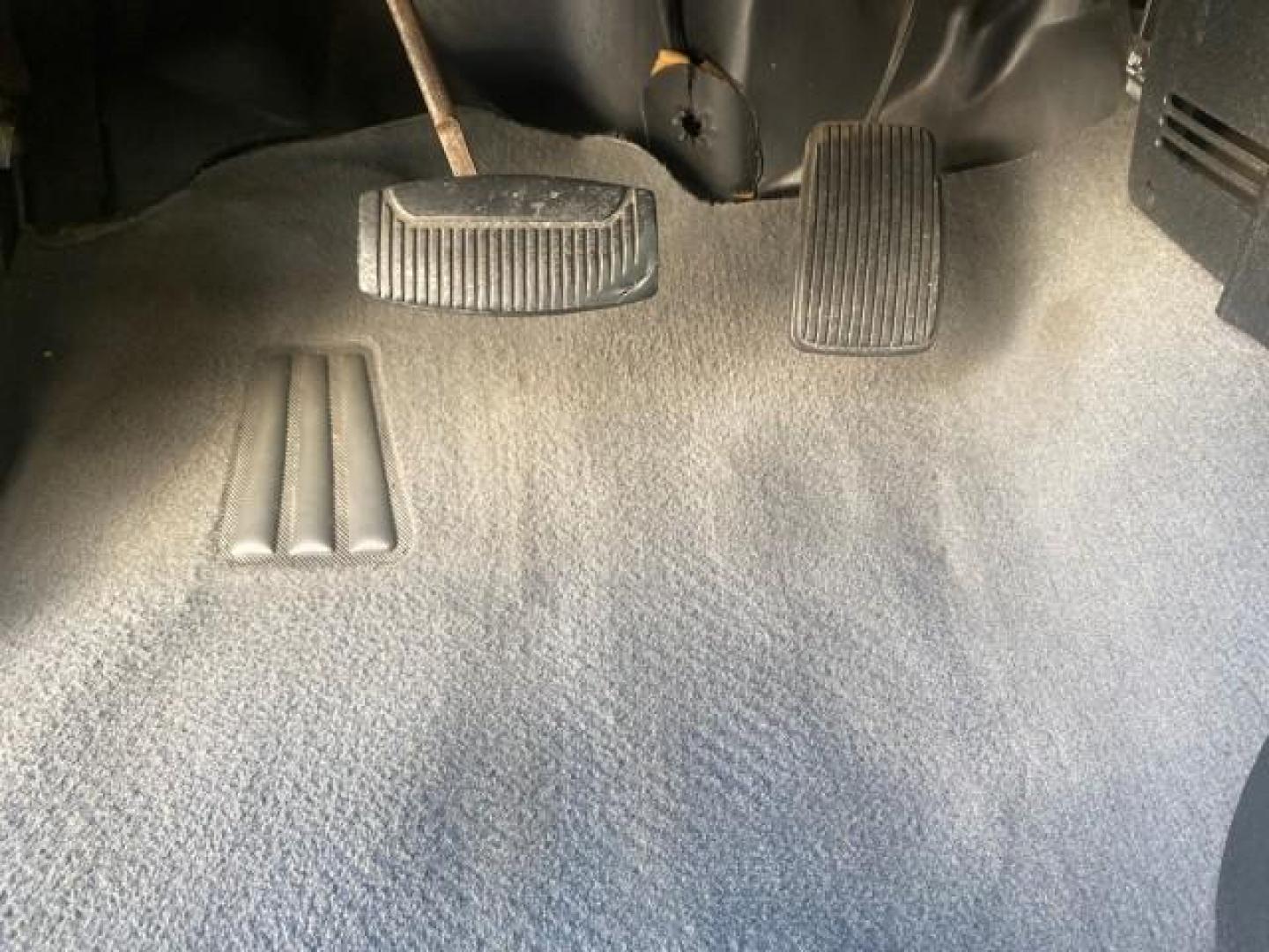 2004 Black /Flint Ford F-150 STX LOW MILES 46,755 4WD (1FTRF14W54N) with an 4.6L EFI V8 Engine engine, Automatic transmission, located at 4701 North Dixie Hwy, Pompano Beach, FL, 33064, (954) 422-2889, 26.240938, -80.123474 - OUR WEBPAGE FLORIDACARS1.COM HAS OVER 100 PHOTOS AND FREE CARFAX LINK 2004 FORD F-150 STX 4WD WE HAVE THE LOWEST MILEAGE ONE FOR SALE IN THE COUNTRY 46,755 VIN: 1FTRF14W54NB29502 1 F T R F 1 4 W 5 4 N B 2 9 5 0 2 PICKUP 4.6L V8 F SOHC 16V GASOLINE 18 MPG REAR WHEEL DRIVE W/ 4X4 Features 4WD/AWD ABS - Photo#52