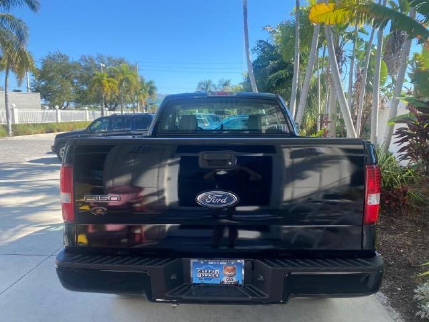 2004 Black /Flint Ford F-150 STX LOW MILES 46,755 4WD (1FTRF14W54N) with an 4.6L EFI V8 Engine engine, Automatic transmission, located at 4701 North Dixie Hwy, Pompano Beach, FL, 33064, (954) 422-2889, 26.240938, -80.123474 - OUR WEBPAGE FLORIDACARS1.COM HAS OVER 100 PHOTOS AND FREE CARFAX LINK 2004 FORD F-150 STX 4WD WE HAVE THE LOWEST MILEAGE ONE FOR SALE IN THE COUNTRY 46,755 VIN: 1FTRF14W54NB29502 1 F T R F 1 4 W 5 4 N B 2 9 5 0 2 PICKUP 4.6L V8 F SOHC 16V GASOLINE 18 MPG REAR WHEEL DRIVE W/ 4X4 Features 4WD/AWD ABS - Photo#92