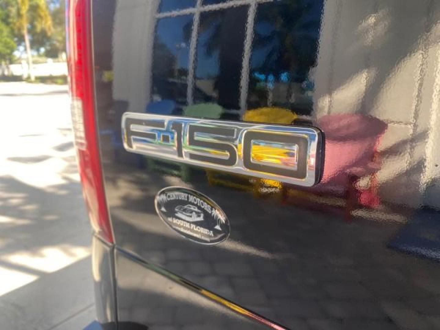 2004 Black /Flint Ford F-150 STX LOW MILES 46,755 4WD (1FTRF14W54N) with an 4.6L EFI V8 Engine engine, Automatic transmission, located at 4701 North Dixie Hwy, Pompano Beach, FL, 33064, (954) 422-2889, 26.240938, -80.123474 - OUR WEBPAGE FLORIDACARS1.COM HAS OVER 100 PHOTOS AND FREE CARFAX LINK 2004 FORD F-150 STX 4WD WE HAVE THE LOWEST MILEAGE ONE FOR SALE IN THE COUNTRY 46,755 VIN: 1FTRF14W54NB29502 1 F T R F 1 4 W 5 4 N B 2 9 5 0 2 PICKUP 4.6L V8 F SOHC 16V GASOLINE 18 MPG REAR WHEEL DRIVE W/ 4X4 Features 4WD/AWD ABS - Photo#93