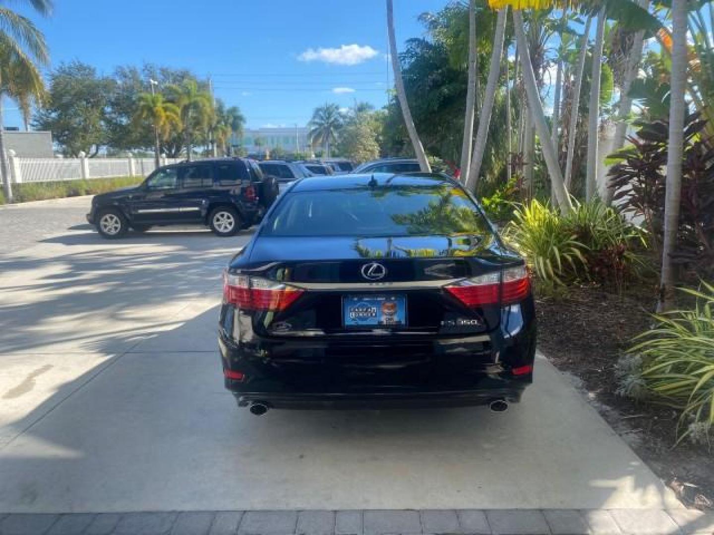 2013 Obsidian /Parchment Lexus ES 350 4dr Sdn LOW MILES 17,959 1 OWNER (JTHBK1GGXD2) with an 3.5L DOHC SFI 24-Valve V6 Engine engine, Automatic transmission, located at 4701 North Dixie Hwy, Pompano Beach, FL, 33064, (954) 422-2889, 26.240938, -80.123474 - OUR WEBPAGE FLORIDACARS1.COM HAS OVER 100 PHOTOS AND FREE CARFAX LINK 2013 LEXUS ES 350 - THIS IS THE LOWEST MILEAGE ONE IN THE COUNTRY FOR SALE 17,959 VIN: JTHBK1GGXD2003380 J T H B K 1 G G X D 2 0 0 3 3 8 0 SEDAN 4 DR 3.5L V6 F DOHC 24V GASOLINE 31 MPG FRONT WHEEL DRIVE Features A/C Seat(s) ABS Br - Photo#33