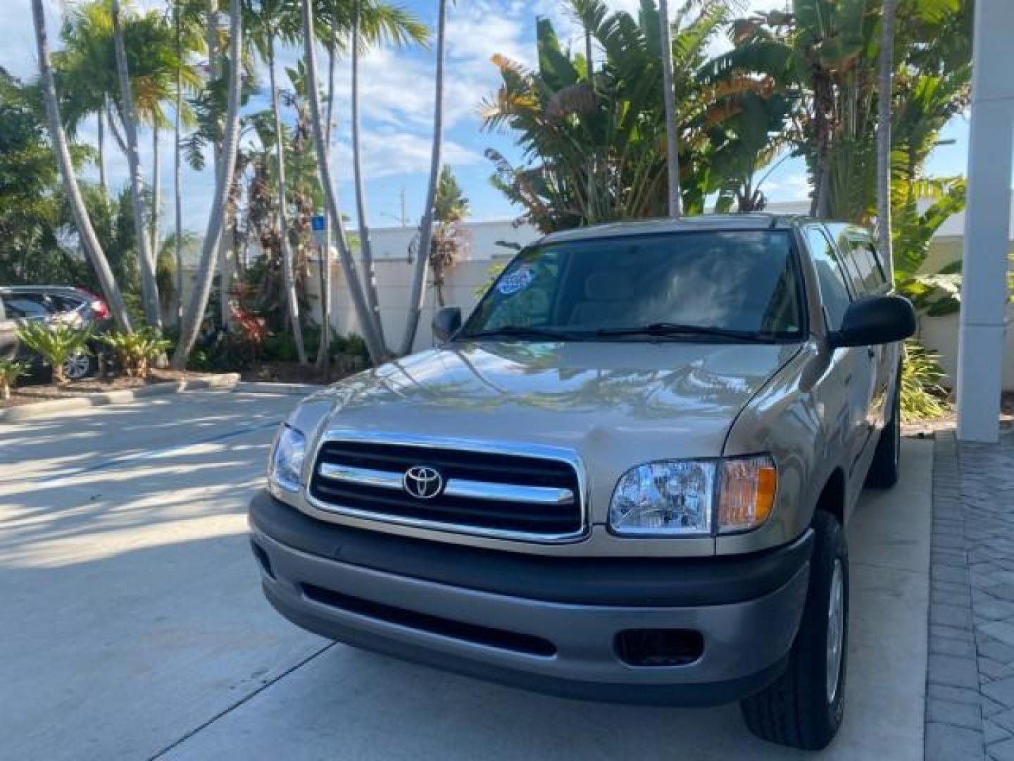 2001 Desert Sand Metallic /Oak Toyota Tundra LOW MILES 65,445 1 OWNER (5TBJN32151S) with an 3.4L DOHC EFI 24-Valve V6 Engine engine, Automatic transmission, located at 4701 North Dixie Hwy, Pompano Beach, FL, 33064, (954) 422-2889, 26.240938, -80.123474 - OUR WEBPAGE FLORIDACARS1.COM HAS OVER 100 PHOTOS AND FREE CARFAX LINK 2001 TOYOTA TUNDRA VIN: 5TBJN32151S215443 5 T B J N 3 2 1 5 1 S 2 1 5 4 4 3 PICKUP 3.4L V6 F DOHC 24V GASOLINE 20 MPG REAR WHEEL DRIVE Features Air Conditioning AM/FM Stereo Automatic Transmission Bed Cover Cassette Player Cloth S - Photo#3