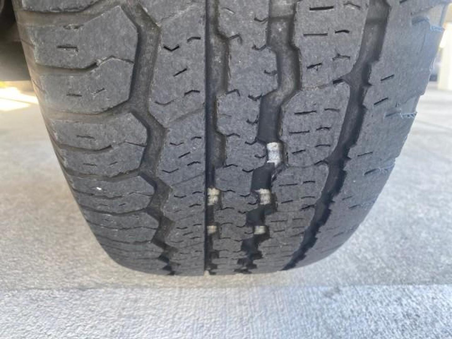 2001 Desert Sand Metallic /Oak Toyota Tundra LOW MILES 65,445 1 OWNER (5TBJN32151S) with an 3.4L DOHC EFI 24-Valve V6 Engine engine, Automatic transmission, located at 4701 North Dixie Hwy, Pompano Beach, FL, 33064, (954) 422-2889, 26.240938, -80.123474 - OUR WEBPAGE FLORIDACARS1.COM HAS OVER 100 PHOTOS AND FREE CARFAX LINK 2001 TOYOTA TUNDRA VIN: 5TBJN32151S215443 5 T B J N 3 2 1 5 1 S 2 1 5 4 4 3 PICKUP 3.4L V6 F DOHC 24V GASOLINE 20 MPG REAR WHEEL DRIVE Features Air Conditioning AM/FM Stereo Automatic Transmission Bed Cover Cassette Player Cloth S - Photo#20