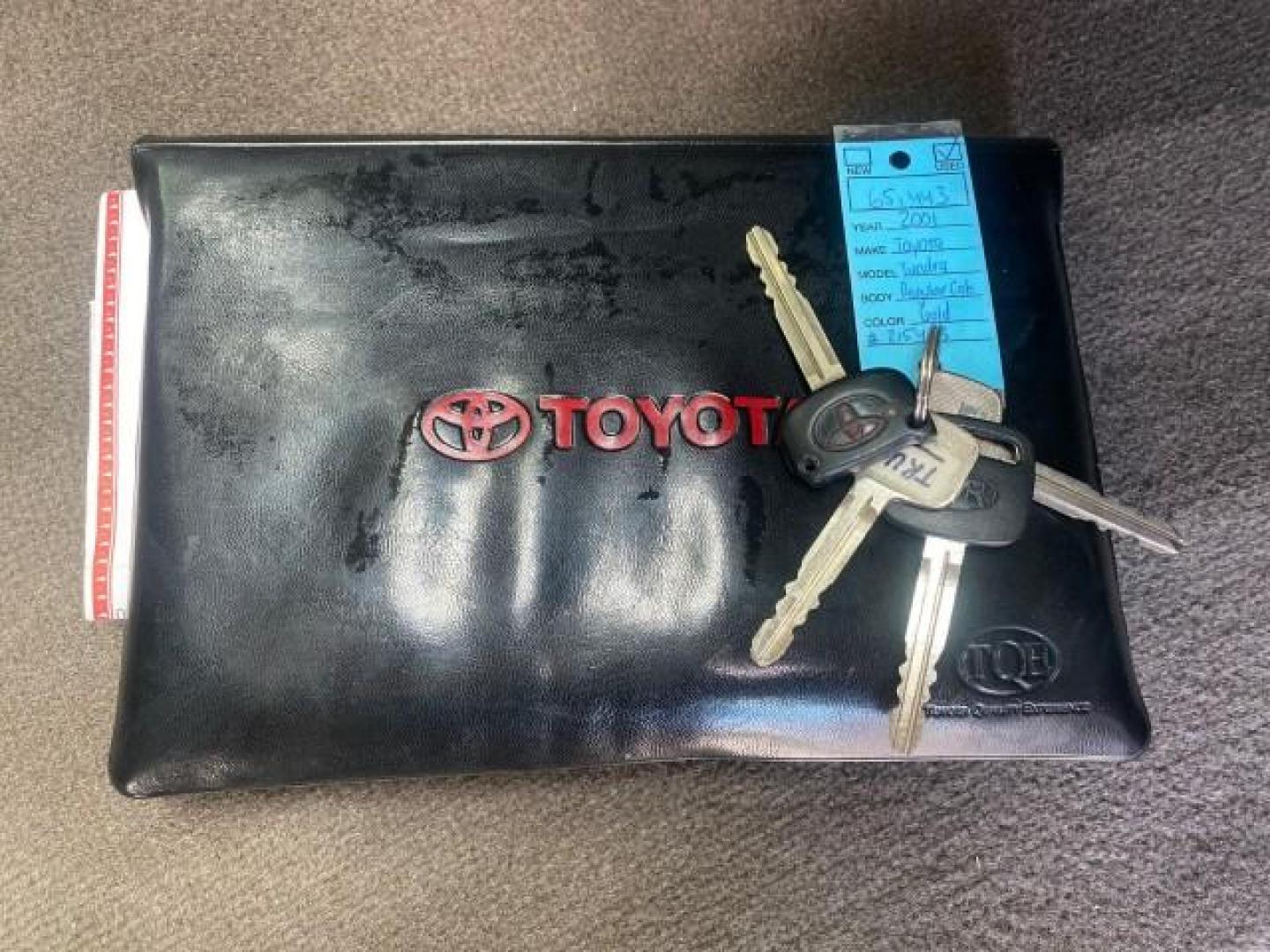 2001 Desert Sand Metallic /Oak Toyota Tundra LOW MILES 65,445 1 OWNER (5TBJN32151S) with an 3.4L DOHC EFI 24-Valve V6 Engine engine, Automatic transmission, located at 4701 North Dixie Hwy, Pompano Beach, FL, 33064, (954) 422-2889, 26.240938, -80.123474 - OUR WEBPAGE FLORIDACARS1.COM HAS OVER 100 PHOTOS AND FREE CARFAX LINK 2001 TOYOTA TUNDRA VIN: 5TBJN32151S215443 5 T B J N 3 2 1 5 1 S 2 1 5 4 4 3 PICKUP 3.4L V6 F DOHC 24V GASOLINE 20 MPG REAR WHEEL DRIVE Features Air Conditioning AM/FM Stereo Automatic Transmission Bed Cover Cassette Player Cloth S - Photo#23