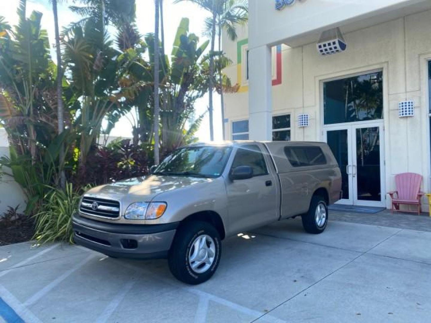 2001 Desert Sand Metallic /Oak Toyota Tundra LOW MILES 65,445 1 OWNER (5TBJN32151S) with an 3.4L DOHC EFI 24-Valve V6 Engine engine, Automatic transmission, located at 4701 North Dixie Hwy, Pompano Beach, FL, 33064, (954) 422-2889, 26.240938, -80.123474 - OUR WEBPAGE FLORIDACARS1.COM HAS OVER 100 PHOTOS AND FREE CARFAX LINK 2001 TOYOTA TUNDRA VIN: 5TBJN32151S215443 5 T B J N 3 2 1 5 1 S 2 1 5 4 4 3 PICKUP 3.4L V6 F DOHC 24V GASOLINE 20 MPG REAR WHEEL DRIVE Features Air Conditioning AM/FM Stereo Automatic Transmission Bed Cover Cassette Player Cloth S - Photo#27