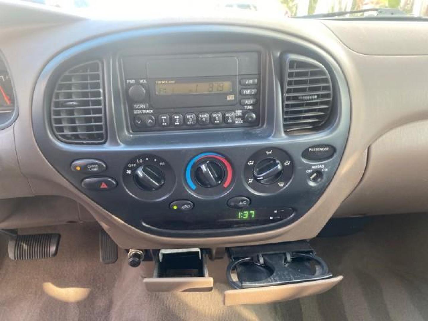 2001 Desert Sand Metallic /Oak Toyota Tundra LOW MILES 65,445 1 OWNER (5TBJN32151S) with an 3.4L DOHC EFI 24-Valve V6 Engine engine, Automatic transmission, located at 4701 North Dixie Hwy, Pompano Beach, FL, 33064, (954) 422-2889, 26.240938, -80.123474 - OUR WEBPAGE FLORIDACARS1.COM HAS OVER 100 PHOTOS AND FREE CARFAX LINK 2001 TOYOTA TUNDRA VIN: 5TBJN32151S215443 5 T B J N 3 2 1 5 1 S 2 1 5 4 4 3 PICKUP 3.4L V6 F DOHC 24V GASOLINE 20 MPG REAR WHEEL DRIVE Features Air Conditioning AM/FM Stereo Automatic Transmission Bed Cover Cassette Player Cloth S - Photo#55