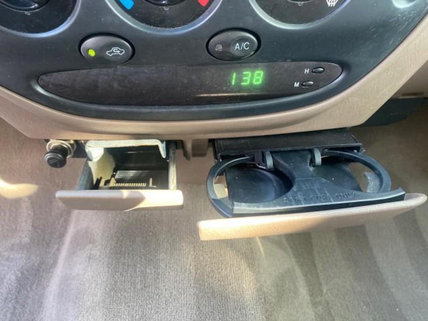 2001 Desert Sand Metallic /Oak Toyota Tundra LOW MILES 65,445 1 OWNER (5TBJN32151S) with an 3.4L DOHC EFI 24-Valve V6 Engine engine, Automatic transmission, located at 4701 North Dixie Hwy, Pompano Beach, FL, 33064, (954) 422-2889, 26.240938, -80.123474 - OUR WEBPAGE FLORIDACARS1.COM HAS OVER 100 PHOTOS AND FREE CARFAX LINK 2001 TOYOTA TUNDRA VIN: 5TBJN32151S215443 5 T B J N 3 2 1 5 1 S 2 1 5 4 4 3 PICKUP 3.4L V6 F DOHC 24V GASOLINE 20 MPG REAR WHEEL DRIVE Features Air Conditioning AM/FM Stereo Automatic Transmission Bed Cover Cassette Player Cloth S - Photo#58