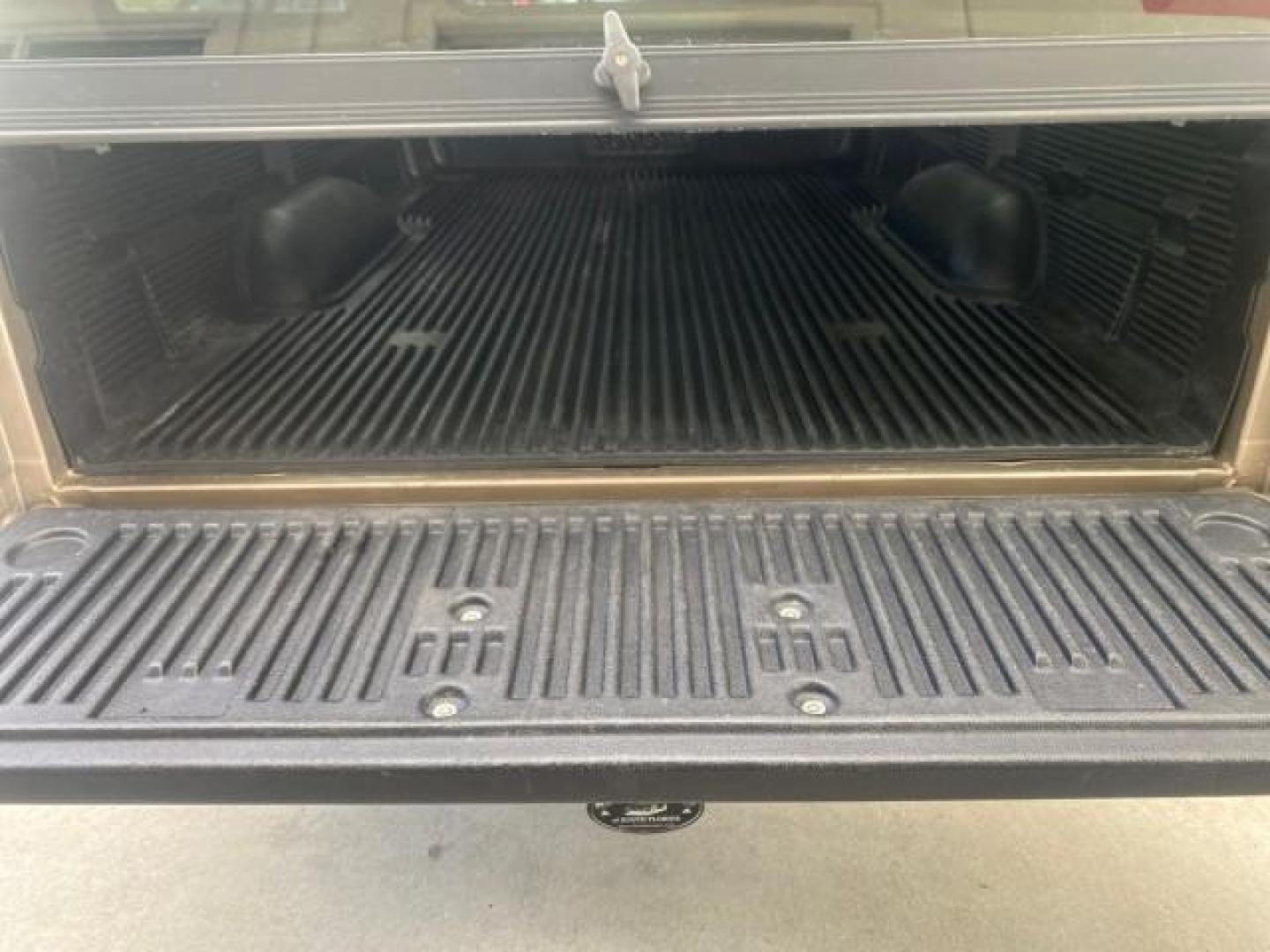 2001 Desert Sand Metallic /Oak Toyota Tundra LOW MILES 65,445 1 OWNER (5TBJN32151S) with an 3.4L DOHC EFI 24-Valve V6 Engine engine, Automatic transmission, located at 4701 North Dixie Hwy, Pompano Beach, FL, 33064, (954) 422-2889, 26.240938, -80.123474 - OUR WEBPAGE FLORIDACARS1.COM HAS OVER 100 PHOTOS AND FREE CARFAX LINK 2001 TOYOTA TUNDRA VIN: 5TBJN32151S215443 5 T B J N 3 2 1 5 1 S 2 1 5 4 4 3 PICKUP 3.4L V6 F DOHC 24V GASOLINE 20 MPG REAR WHEEL DRIVE Features Air Conditioning AM/FM Stereo Automatic Transmission Bed Cover Cassette Player Cloth S - Photo#83