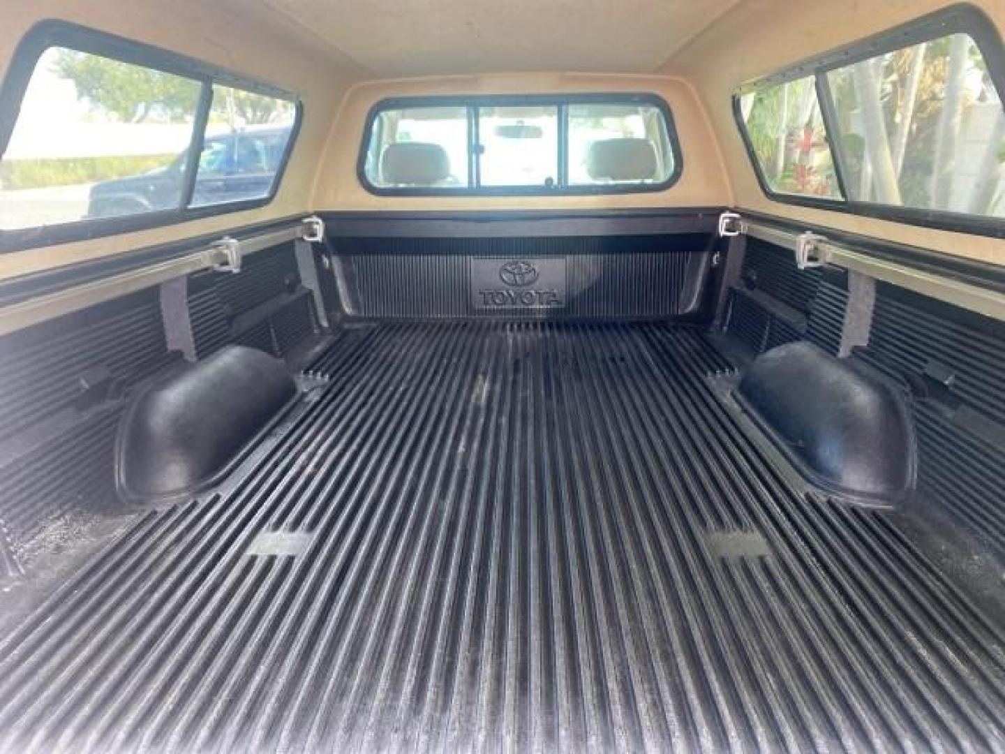 2001 Desert Sand Metallic /Oak Toyota Tundra LOW MILES 65,445 1 OWNER (5TBJN32151S) with an 3.4L DOHC EFI 24-Valve V6 Engine engine, Automatic transmission, located at 4701 North Dixie Hwy, Pompano Beach, FL, 33064, (954) 422-2889, 26.240938, -80.123474 - OUR WEBPAGE FLORIDACARS1.COM HAS OVER 100 PHOTOS AND FREE CARFAX LINK 2001 TOYOTA TUNDRA VIN: 5TBJN32151S215443 5 T B J N 3 2 1 5 1 S 2 1 5 4 4 3 PICKUP 3.4L V6 F DOHC 24V GASOLINE 20 MPG REAR WHEEL DRIVE Features Air Conditioning AM/FM Stereo Automatic Transmission Bed Cover Cassette Player Cloth S - Photo#84