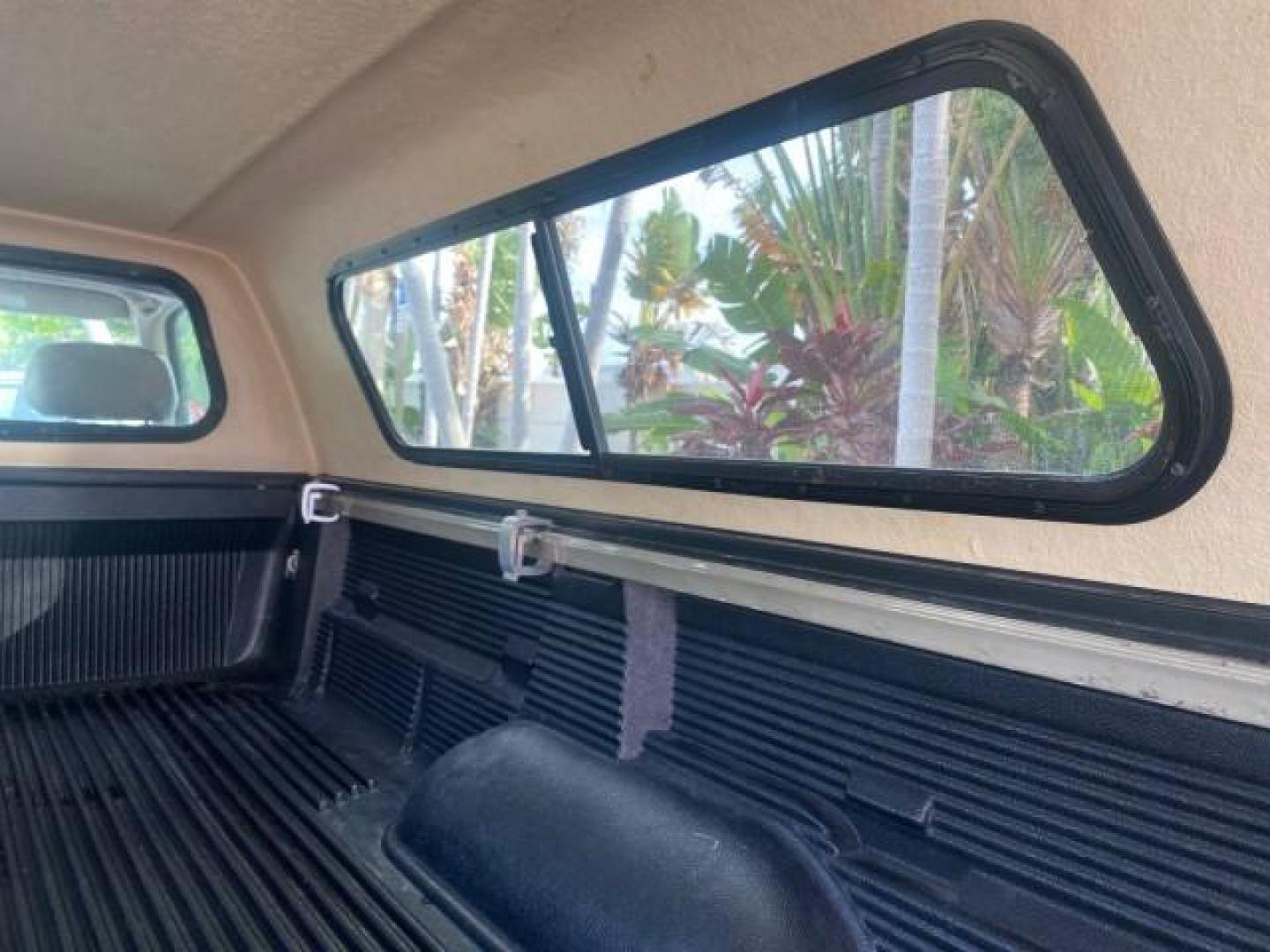 2001 Desert Sand Metallic /Oak Toyota Tundra LOW MILES 65,445 1 OWNER (5TBJN32151S) with an 3.4L DOHC EFI 24-Valve V6 Engine engine, Automatic transmission, located at 4701 North Dixie Hwy, Pompano Beach, FL, 33064, (954) 422-2889, 26.240938, -80.123474 - OUR WEBPAGE FLORIDACARS1.COM HAS OVER 100 PHOTOS AND FREE CARFAX LINK 2001 TOYOTA TUNDRA VIN: 5TBJN32151S215443 5 T B J N 3 2 1 5 1 S 2 1 5 4 4 3 PICKUP 3.4L V6 F DOHC 24V GASOLINE 20 MPG REAR WHEEL DRIVE Features Air Conditioning AM/FM Stereo Automatic Transmission Bed Cover Cassette Player Cloth S - Photo#89