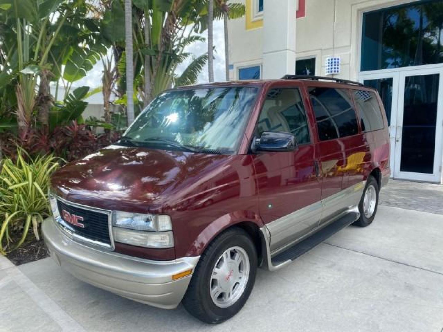 2003 Dark Toreador Red Metallic /Pewter GMC Safari Passenger LOW MILES 34,284 1 OWNER 8 PASSENGER (1GKEL19X13B) with an 4.3L Vortec 4300 V6 MFI Engine engine, Automatic transmission, located at 4701 North Dixie Hwy, Pompano Beach, FL, 33064, (954) 422-2889, 26.240938, -80.123474 - OUR WEBPAGE FLORIDACARS1.COM HAS OVER 100 PHOTOS AND FREE CARFAX LINK 2003 GMC SAFARI 8 PASSENGER AWD 1 OWNER SINCE NEW - ONE OF A KIND FIND VIN: 1GKEL19X13B516237 1 G K E L 1 9 X 1 3 B 5 1 6 2 3 7 VAN 4.3L V6 F OHV 12V GASOLINE 18 MPG ALL WHEEL DRIVE Features 4WD/AWD ABS Brakes Air Conditioning All - Photo#30