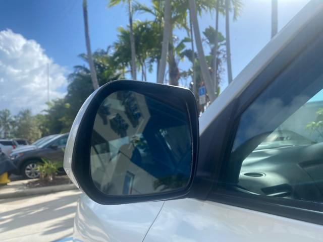 2010 Blizzard Pearl /Black Toyota Highlander SE LOW MILES 55,307 4WD (5TDJK3EH9AS) with an 3.5L V6 Cylinder Engine engine, Automatic transmission, located at 4701 North Dixie Hwy, Pompano Beach, FL, 33064, (954) 422-2889, 26.240938, -80.123474 - OUR WEBPAGE FLORIDACARS1.COM HAS OVER 100 PHOTOS AND FREE CARFAX LINK 2010 TOYOTA HIGHLANDER SE 4 WHEEL DRIVE THIRD ROW SUNROOF PEARL WHITE LEATHER TOW PACKAGE VIN: 5TDJK3EH9AS008451 5 T D J K 3 E H 9 A S 0 0 8 4 5 1 4 DOOR WAGON/SPORT UTILITY 3.5L V6 F DOHC 24V GASOLINE 23 MPG ALL WHEEL DRIVE Featu - Photo#39