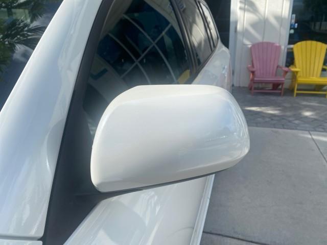 2010 Blizzard Pearl /Black Toyota Highlander SE LOW MILES 55,307 4WD (5TDJK3EH9AS) with an 3.5L V6 Cylinder Engine engine, Automatic transmission, located at 4701 North Dixie Hwy, Pompano Beach, FL, 33064, (954) 422-2889, 26.240938, -80.123474 - OUR WEBPAGE FLORIDACARS1.COM HAS OVER 100 PHOTOS AND FREE CARFAX LINK 2010 TOYOTA HIGHLANDER SE 4 WHEEL DRIVE THIRD ROW SUNROOF PEARL WHITE LEATHER TOW PACKAGE VIN: 5TDJK3EH9AS008451 5 T D J K 3 E H 9 A S 0 0 8 4 5 1 4 DOOR WAGON/SPORT UTILITY 3.5L V6 F DOHC 24V GASOLINE 23 MPG ALL WHEEL DRIVE Featu - Photo#40