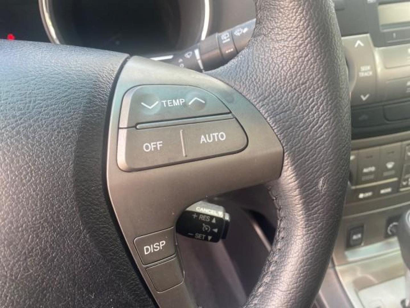 2010 Blizzard Pearl /Black Toyota Highlander SE LOW MILES 55,307 4WD (5TDJK3EH9AS) with an 3.5L V6 Cylinder Engine engine, Automatic transmission, located at 4701 North Dixie Hwy, Pompano Beach, FL, 33064, (954) 422-2889, 26.240938, -80.123474 - OUR WEBPAGE FLORIDACARS1.COM HAS OVER 100 PHOTOS AND FREE CARFAX LINK 2010 TOYOTA HIGHLANDER SE 4 WHEEL DRIVE THIRD ROW SUNROOF PEARL WHITE LEATHER TOW PACKAGE VIN: 5TDJK3EH9AS008451 5 T D J K 3 E H 9 A S 0 0 8 4 5 1 4 DOOR WAGON/SPORT UTILITY 3.5L V6 F DOHC 24V GASOLINE 23 MPG ALL WHEEL DRIVE Featu - Photo#49