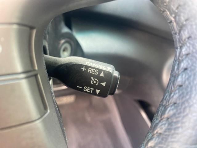 2010 Blizzard Pearl /Black Toyota Highlander SE LOW MILES 55,307 4WD (5TDJK3EH9AS) with an 3.5L V6 Cylinder Engine engine, Automatic transmission, located at 4701 North Dixie Hwy, Pompano Beach, FL, 33064, (954) 422-2889, 26.240938, -80.123474 - OUR WEBPAGE FLORIDACARS1.COM HAS OVER 100 PHOTOS AND FREE CARFAX LINK 2010 TOYOTA HIGHLANDER SE 4 WHEEL DRIVE THIRD ROW SUNROOF PEARL WHITE LEATHER TOW PACKAGE VIN: 5TDJK3EH9AS008451 5 T D J K 3 E H 9 A S 0 0 8 4 5 1 4 DOOR WAGON/SPORT UTILITY 3.5L V6 F DOHC 24V GASOLINE 23 MPG ALL WHEEL DRIVE Featu - Photo#50