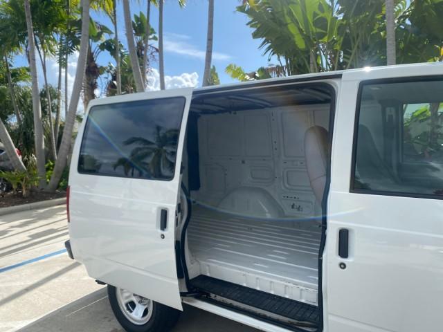 2001 White /Pewter Chevrolet Astro Cargo Van LOW MILES 84,812 (1GCDM19W71B) with an 4.3L Vortec 4300 Scpi V6 Engine engine, Automatic transmission, located at 4701 North Dixie Hwy, Pompano Beach, FL, 33064, (954) 422-2889, 26.240938, -80.123474 - OUR WEBPAGE FLORIDACARS1.COM HAS OVER 100 PHOTOS AND FREE CARFAX LINK 2001 CHEVROLET ASTRO VIN: 1GCDM19W71B154603 1 G C D M 1 9 W 7 1 B 1 5 4 6 0 3 VAN 4.3L V6 F OHV 12V GASOLINE 22 MPG REAR WHEEL DRIVE Features ABS Brakes Air Conditioning AM/FM Stereo Automatic Transmission CD Audio Cloth Seats Cru - Photo#14