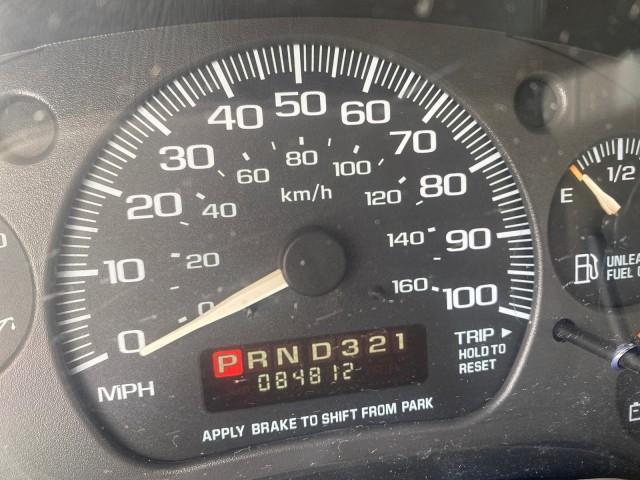 2001 White /Pewter Chevrolet Astro Cargo Van LOW MILES 84,812 (1GCDM19W71B) with an 4.3L Vortec 4300 Scpi V6 Engine engine, Automatic transmission, located at 4701 North Dixie Hwy, Pompano Beach, FL, 33064, (954) 422-2889, 26.240938, -80.123474 - OUR WEBPAGE FLORIDACARS1.COM HAS OVER 100 PHOTOS AND FREE CARFAX LINK 2001 CHEVROLET ASTRO VIN: 1GCDM19W71B154603 1 G C D M 1 9 W 7 1 B 1 5 4 6 0 3 VAN 4.3L V6 F OHV 12V GASOLINE 22 MPG REAR WHEEL DRIVE Features ABS Brakes Air Conditioning AM/FM Stereo Automatic Transmission CD Audio Cloth Seats Cru - Photo#18