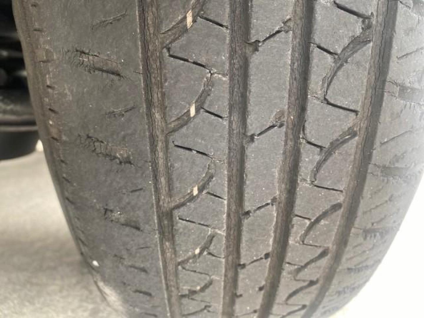 2001 White /Pewter Chevrolet Astro Cargo Van LOW MILES 84,812 (1GCDM19W71B) with an 4.3L Vortec 4300 Scpi V6 Engine engine, Automatic transmission, located at 4701 North Dixie Hwy, Pompano Beach, FL, 33064, (954) 422-2889, 26.240938, -80.123474 - OUR WEBPAGE FLORIDACARS1.COM HAS OVER 100 PHOTOS AND FREE CARFAX LINK 2001 CHEVROLET ASTRO VIN: 1GCDM19W71B154603 1 G C D M 1 9 W 7 1 B 1 5 4 6 0 3 VAN 4.3L V6 F OHV 12V GASOLINE 22 MPG REAR WHEEL DRIVE Features ABS Brakes Air Conditioning AM/FM Stereo Automatic Transmission CD Audio Cloth Seats Cru - Photo#20