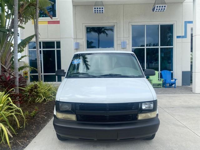 2001 White /Pewter Chevrolet Astro Cargo Van LOW MILES 84,812 (1GCDM19W71B) with an 4.3L Vortec 4300 Scpi V6 Engine engine, Automatic transmission, located at 4701 North Dixie Hwy, Pompano Beach, FL, 33064, (954) 422-2889, 26.240938, -80.123474 - OUR WEBPAGE FLORIDACARS1.COM HAS OVER 100 PHOTOS AND FREE CARFAX LINK 2001 CHEVROLET ASTRO VIN: 1GCDM19W71B154603 1 G C D M 1 9 W 7 1 B 1 5 4 6 0 3 VAN 4.3L V6 F OHV 12V GASOLINE 22 MPG REAR WHEEL DRIVE Features ABS Brakes Air Conditioning AM/FM Stereo Automatic Transmission CD Audio Cloth Seats Cru - Photo#28