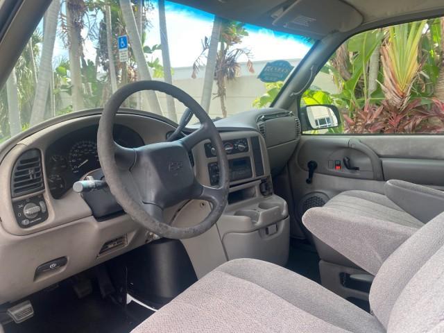 2001 White /Pewter Chevrolet Astro Cargo Van LOW MILES 84,812 (1GCDM19W71B) with an 4.3L Vortec 4300 Scpi V6 Engine engine, Automatic transmission, located at 4701 North Dixie Hwy, Pompano Beach, FL, 33064, (954) 422-2889, 26.240938, -80.123474 - OUR WEBPAGE FLORIDACARS1.COM HAS OVER 100 PHOTOS AND FREE CARFAX LINK 2001 CHEVROLET ASTRO VIN: 1GCDM19W71B154603 1 G C D M 1 9 W 7 1 B 1 5 4 6 0 3 VAN 4.3L V6 F OHV 12V GASOLINE 22 MPG REAR WHEEL DRIVE Features ABS Brakes Air Conditioning AM/FM Stereo Automatic Transmission CD Audio Cloth Seats Cru - Photo#47