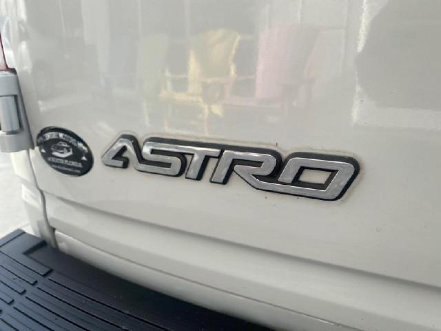 2001 White /Pewter Chevrolet Astro Cargo Van LOW MILES 84,812 (1GCDM19W71B) with an 4.3L Vortec 4300 Scpi V6 Engine engine, Automatic transmission, located at 4701 North Dixie Hwy, Pompano Beach, FL, 33064, (954) 422-2889, 26.240938, -80.123474 - OUR WEBPAGE FLORIDACARS1.COM HAS OVER 100 PHOTOS AND FREE CARFAX LINK 2001 CHEVROLET ASTRO VIN: 1GCDM19W71B154603 1 G C D M 1 9 W 7 1 B 1 5 4 6 0 3 VAN 4.3L V6 F OHV 12V GASOLINE 22 MPG REAR WHEEL DRIVE Features ABS Brakes Air Conditioning AM/FM Stereo Automatic Transmission CD Audio Cloth Seats Cru - Photo#80