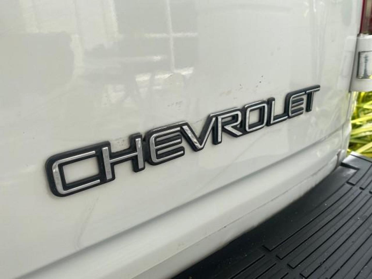 2001 White /Pewter Chevrolet Astro Cargo Van LOW MILES 84,812 (1GCDM19W71B) with an 4.3L Vortec 4300 Scpi V6 Engine engine, Automatic transmission, located at 4701 North Dixie Hwy, Pompano Beach, FL, 33064, (954) 422-2889, 26.240938, -80.123474 - OUR WEBPAGE FLORIDACARS1.COM HAS OVER 100 PHOTOS AND FREE CARFAX LINK 2001 CHEVROLET ASTRO VIN: 1GCDM19W71B154603 1 G C D M 1 9 W 7 1 B 1 5 4 6 0 3 VAN 4.3L V6 F OHV 12V GASOLINE 22 MPG REAR WHEEL DRIVE Features ABS Brakes Air Conditioning AM/FM Stereo Automatic Transmission CD Audio Cloth Seats Cru - Photo#81