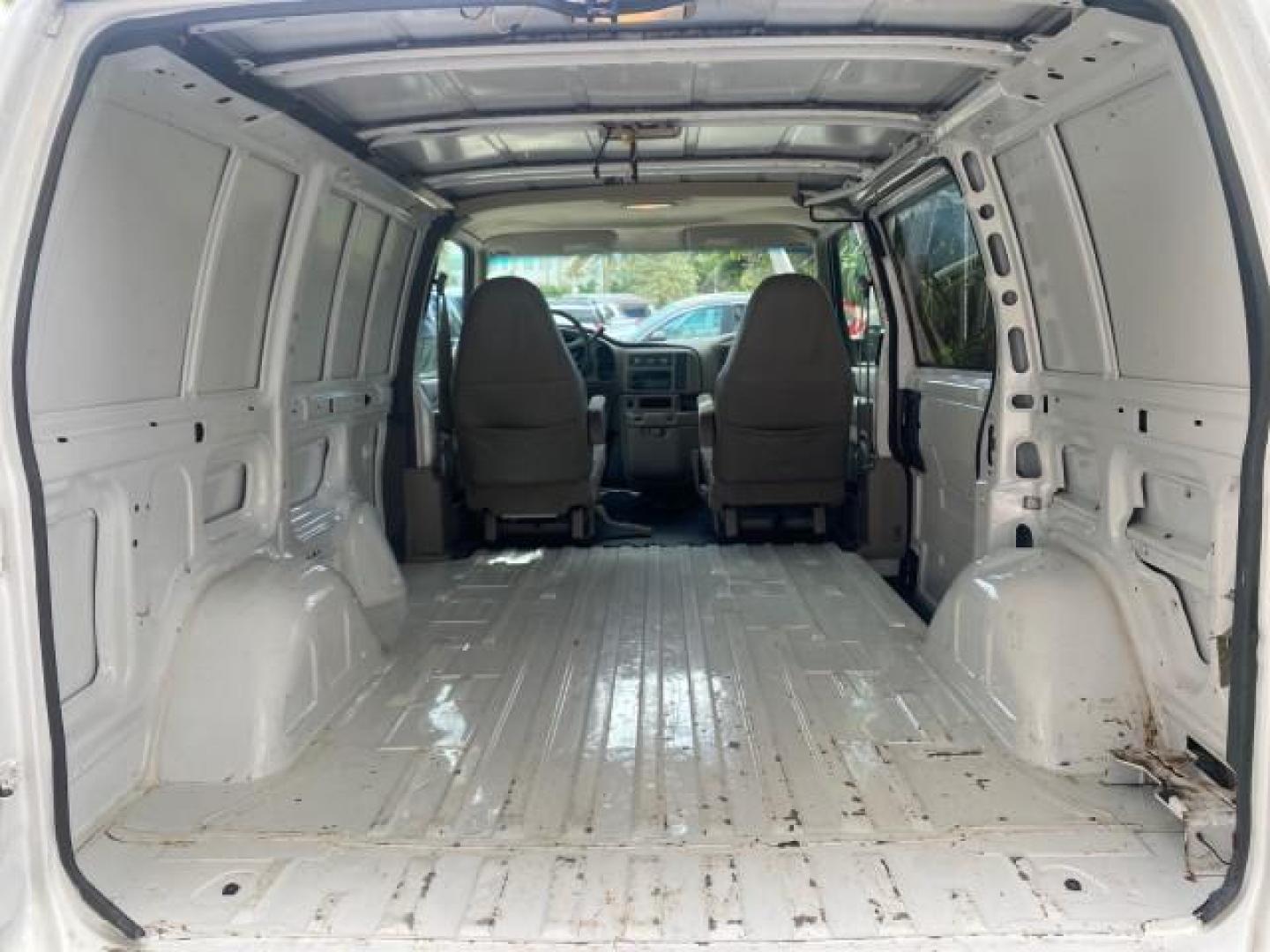 2001 White /Pewter Chevrolet Astro Cargo Van LOW MILES 84,812 (1GCDM19W71B) with an 4.3L Vortec 4300 Scpi V6 Engine engine, Automatic transmission, located at 4701 North Dixie Hwy, Pompano Beach, FL, 33064, (954) 422-2889, 26.240938, -80.123474 - OUR WEBPAGE FLORIDACARS1.COM HAS OVER 100 PHOTOS AND FREE CARFAX LINK 2001 CHEVROLET ASTRO VIN: 1GCDM19W71B154603 1 G C D M 1 9 W 7 1 B 1 5 4 6 0 3 VAN 4.3L V6 F OHV 12V GASOLINE 22 MPG REAR WHEEL DRIVE Features ABS Brakes Air Conditioning AM/FM Stereo Automatic Transmission CD Audio Cloth Seats Cru - Photo#84