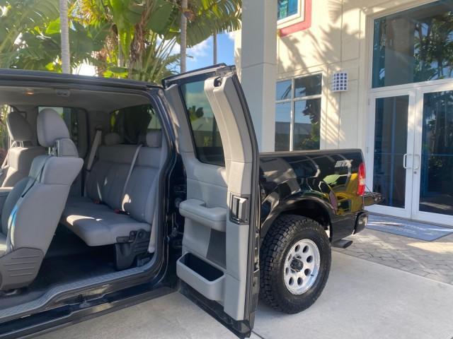 2006 Black /Flint Ford F-150 STX 4 DOOR LOW MILES 92,223 (1FTRX12W56N) with an 4.6L EFI V8 Engine engine, Automatic transmission, located at 4701 North Dixie Hwy, Pompano Beach, FL, 33064, (954) 422-2889, 26.240938, -80.123474 - OUR WEBPAGE FLORIDACARS1.COM HAS OVER 100 PHOTOS AND FREE CARFAX LINK 2006 FORD F-150 XL STX 4 DOOR EXTRA CAB ICE COLD AIR VIN: 1FTRX12W56NA41794 1 F T R X 1 2 W 5 6 N A 4 1 7 9 4 4 DOOR EXTENDED CAB PICKUP 4.6L V8 F GASOLINE 19 MPG REAR WHEEL DRIVE Features ABS Brakes Air Conditioning Alloy Wheels - Photo#13