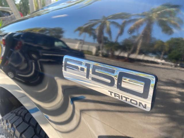 2006 Black /Flint Ford F-150 STX 4 DOOR LOW MILES 92,223 (1FTRX12W56N) with an 4.6L EFI V8 Engine engine, Automatic transmission, located at 4701 North Dixie Hwy, Pompano Beach, FL, 33064, (954) 422-2889, 26.240938, -80.123474 - OUR WEBPAGE FLORIDACARS1.COM HAS OVER 100 PHOTOS AND FREE CARFAX LINK 2006 FORD F-150 XL STX 4 DOOR EXTRA CAB ICE COLD AIR VIN: 1FTRX12W56NA41794 1 F T R X 1 2 W 5 6 N A 4 1 7 9 4 4 DOOR EXTENDED CAB PICKUP 4.6L V8 F GASOLINE 19 MPG REAR WHEEL DRIVE Features ABS Brakes Air Conditioning Alloy Wheels - Photo#41