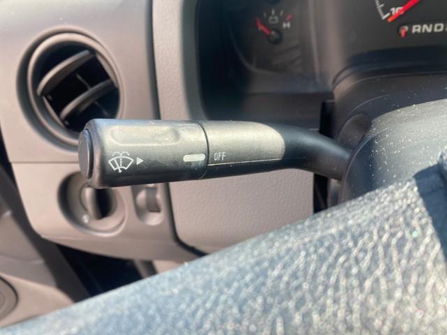 2006 Black /Flint Ford F-150 STX 4 DOOR LOW MILES 92,223 (1FTRX12W56N) with an 4.6L EFI V8 Engine engine, Automatic transmission, located at 4701 North Dixie Hwy, Pompano Beach, FL, 33064, (954) 422-2889, 26.240938, -80.123474 - OUR WEBPAGE FLORIDACARS1.COM HAS OVER 100 PHOTOS AND FREE CARFAX LINK 2006 FORD F-150 XL STX 4 DOOR EXTRA CAB ICE COLD AIR VIN: 1FTRX12W56NA41794 1 F T R X 1 2 W 5 6 N A 4 1 7 9 4 4 DOOR EXTENDED CAB PICKUP 4.6L V8 F GASOLINE 19 MPG REAR WHEEL DRIVE Features ABS Brakes Air Conditioning Alloy Wheels - Photo#51