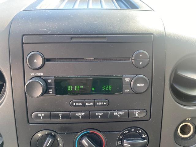 2006 Black /Flint Ford F-150 STX 4 DOOR LOW MILES 92,223 (1FTRX12W56N) with an 4.6L EFI V8 Engine engine, Automatic transmission, located at 4701 North Dixie Hwy, Pompano Beach, FL, 33064, (954) 422-2889, 26.240938, -80.123474 - OUR WEBPAGE FLORIDACARS1.COM HAS OVER 100 PHOTOS AND FREE CARFAX LINK 2006 FORD F-150 XL STX 4 DOOR EXTRA CAB ICE COLD AIR VIN: 1FTRX12W56NA41794 1 F T R X 1 2 W 5 6 N A 4 1 7 9 4 4 DOOR EXTENDED CAB PICKUP 4.6L V8 F GASOLINE 19 MPG REAR WHEEL DRIVE Features ABS Brakes Air Conditioning Alloy Wheels - Photo#57