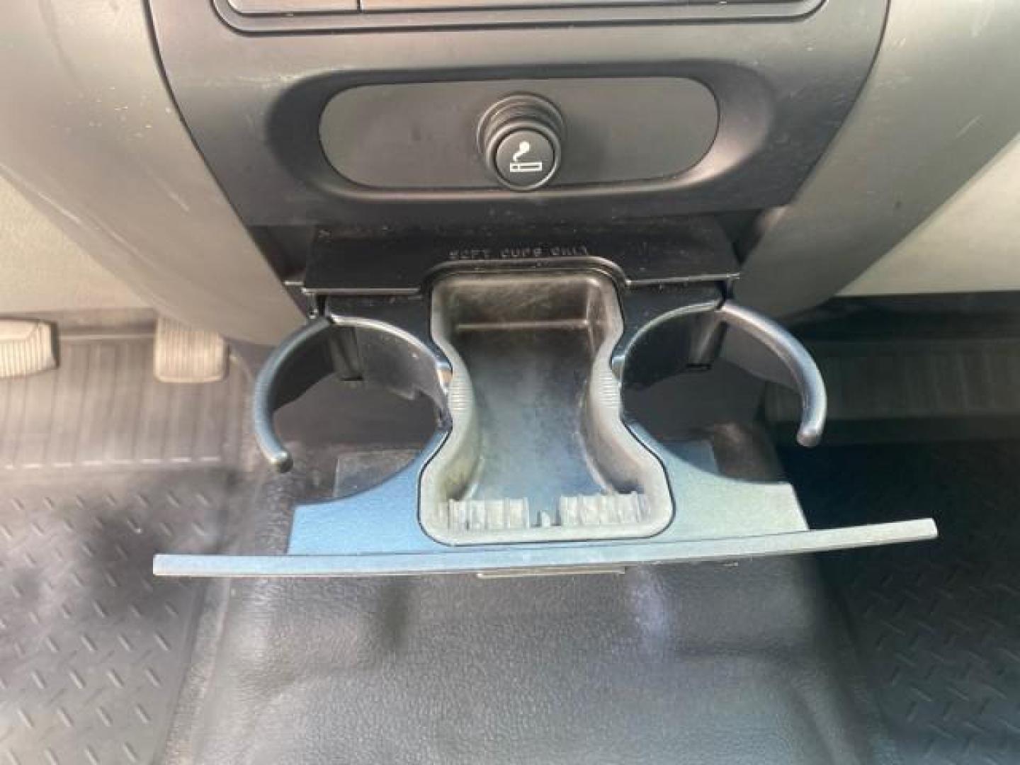 2006 Black /Flint Ford F-150 STX 4 DOOR LOW MILES 92,223 (1FTRX12W56N) with an 4.6L EFI V8 Engine engine, Automatic transmission, located at 4701 North Dixie Hwy, Pompano Beach, FL, 33064, (954) 422-2889, 26.240938, -80.123474 - OUR WEBPAGE FLORIDACARS1.COM HAS OVER 100 PHOTOS AND FREE CARFAX LINK 2006 FORD F-150 XL STX 4 DOOR EXTRA CAB ICE COLD AIR VIN: 1FTRX12W56NA41794 1 F T R X 1 2 W 5 6 N A 4 1 7 9 4 4 DOOR EXTENDED CAB PICKUP 4.6L V8 F GASOLINE 19 MPG REAR WHEEL DRIVE Features ABS Brakes Air Conditioning Alloy Wheels - Photo#60