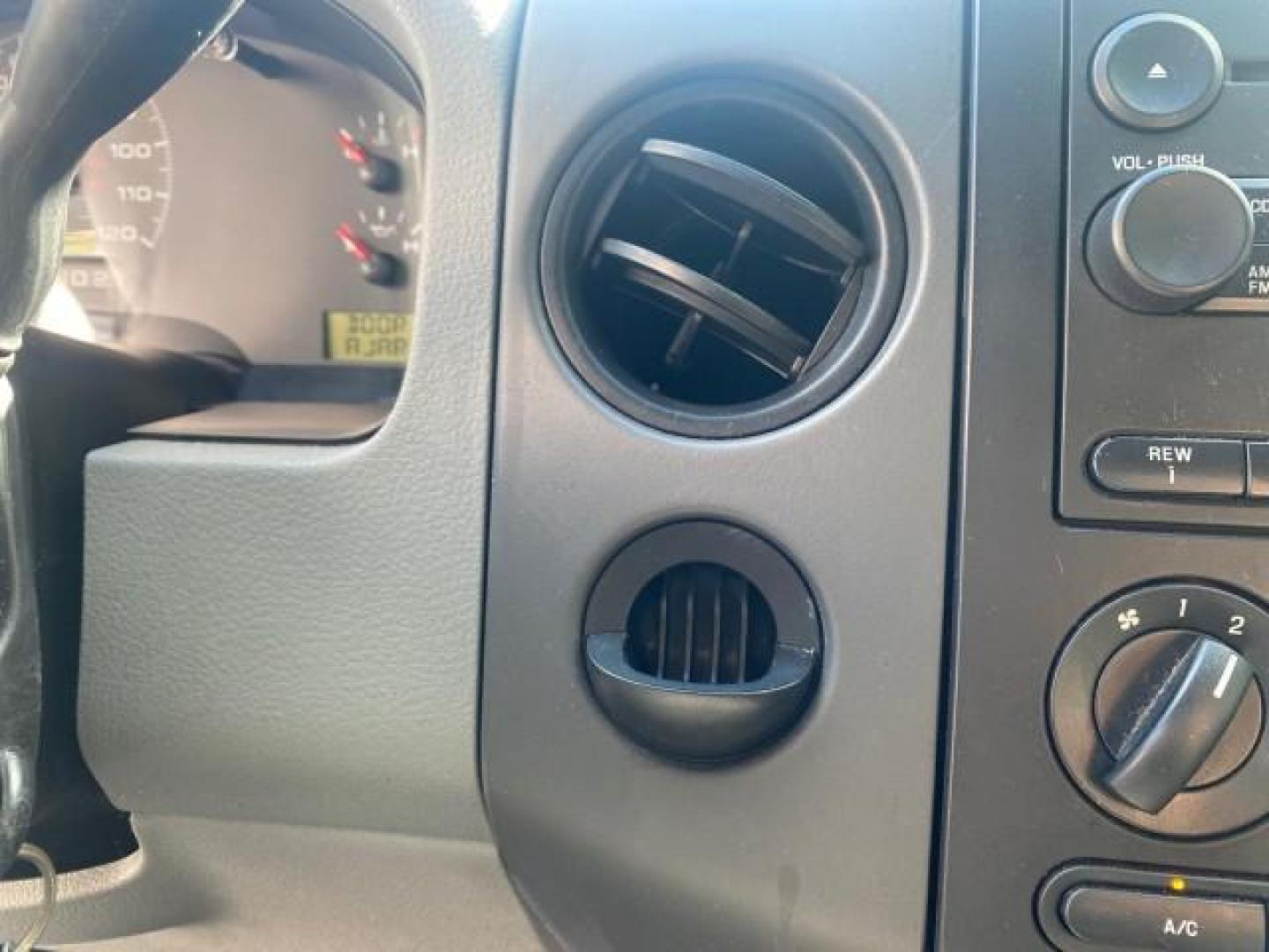 2006 Black /Flint Ford F-150 STX 4 DOOR LOW MILES 92,223 (1FTRX12W56N) with an 4.6L EFI V8 Engine engine, Automatic transmission, located at 4701 North Dixie Hwy, Pompano Beach, FL, 33064, (954) 422-2889, 26.240938, -80.123474 - OUR WEBPAGE FLORIDACARS1.COM HAS OVER 100 PHOTOS AND FREE CARFAX LINK 2006 FORD F-150 XL STX 4 DOOR EXTRA CAB ICE COLD AIR VIN: 1FTRX12W56NA41794 1 F T R X 1 2 W 5 6 N A 4 1 7 9 4 4 DOOR EXTENDED CAB PICKUP 4.6L V8 F GASOLINE 19 MPG REAR WHEEL DRIVE Features ABS Brakes Air Conditioning Alloy Wheels - Photo#61