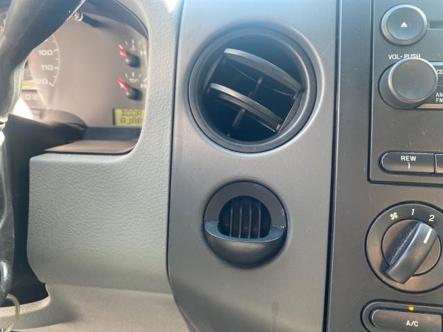 2006 Black /Flint Ford F-150 STX 4 DOOR LOW MILES 92,223 (1FTRX12W56N) with an 4.6L EFI V8 Engine engine, Automatic transmission, located at 4701 North Dixie Hwy, Pompano Beach, FL, 33064, (954) 422-2889, 26.240938, -80.123474 - OUR WEBPAGE FLORIDACARS1.COM HAS OVER 100 PHOTOS AND FREE CARFAX LINK 2006 FORD F-150 XL STX 4 DOOR EXTRA CAB ICE COLD AIR VIN: 1FTRX12W56NA41794 1 F T R X 1 2 W 5 6 N A 4 1 7 9 4 4 DOOR EXTENDED CAB PICKUP 4.6L V8 F GASOLINE 19 MPG REAR WHEEL DRIVE Features ABS Brakes Air Conditioning Alloy Wheels - Photo#61