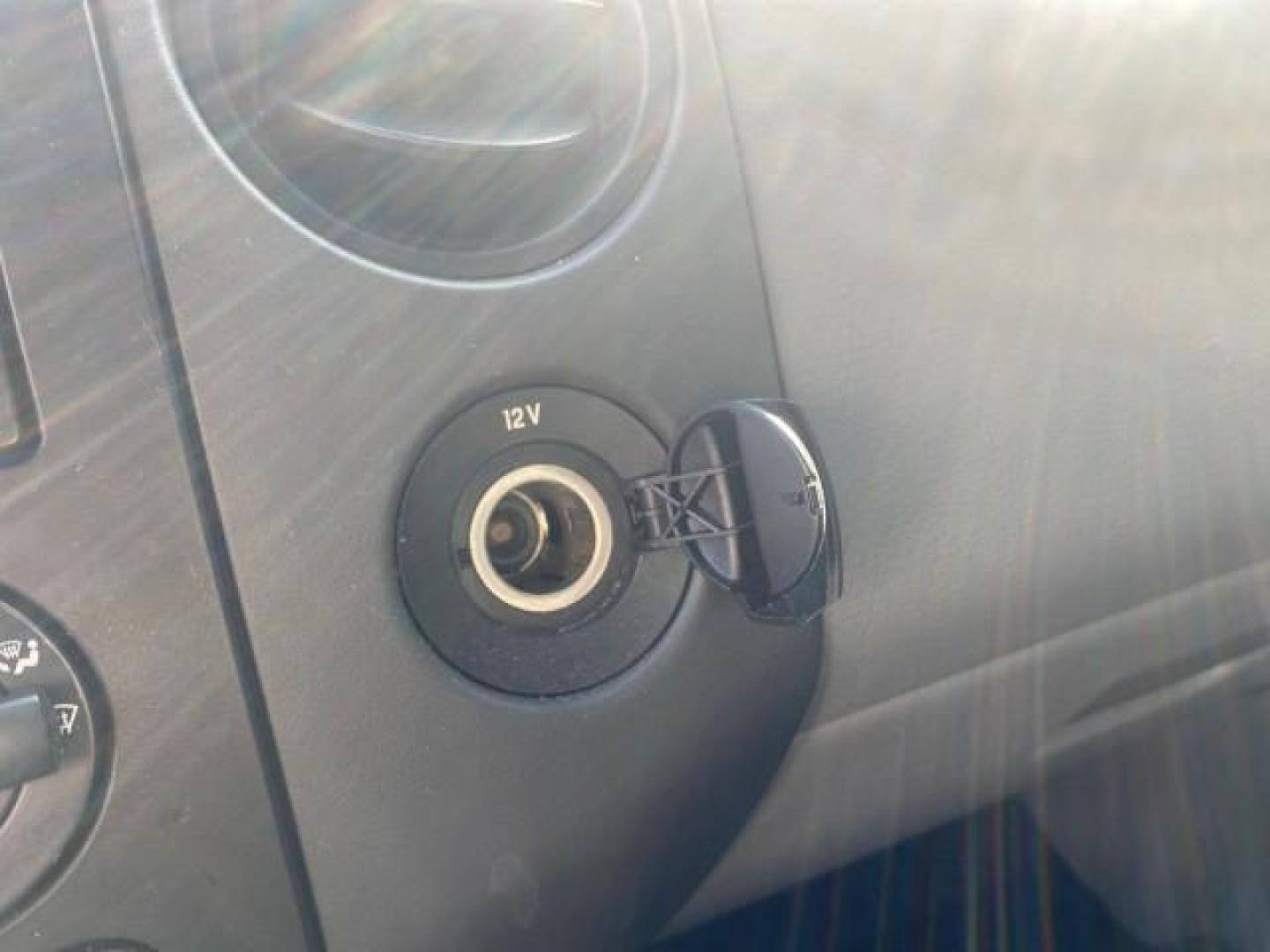 2006 Black /Flint Ford F-150 STX 4 DOOR LOW MILES 92,223 (1FTRX12W56N) with an 4.6L EFI V8 Engine engine, Automatic transmission, located at 4701 North Dixie Hwy, Pompano Beach, FL, 33064, (954) 422-2889, 26.240938, -80.123474 - OUR WEBPAGE FLORIDACARS1.COM HAS OVER 100 PHOTOS AND FREE CARFAX LINK 2006 FORD F-150 XL STX 4 DOOR EXTRA CAB ICE COLD AIR VIN: 1FTRX12W56NA41794 1 F T R X 1 2 W 5 6 N A 4 1 7 9 4 4 DOOR EXTENDED CAB PICKUP 4.6L V8 F GASOLINE 19 MPG REAR WHEEL DRIVE Features ABS Brakes Air Conditioning Alloy Wheels - Photo#62