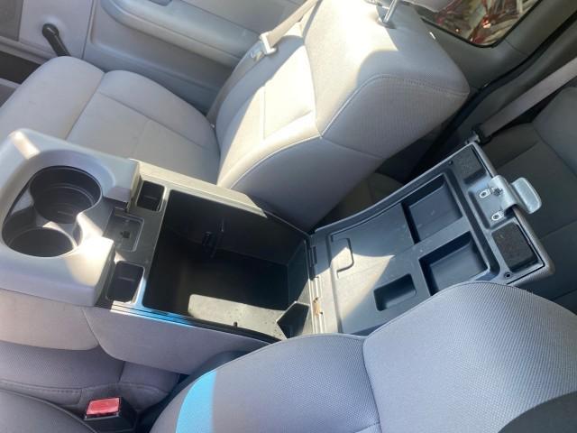 2006 Black /Flint Ford F-150 STX 4 DOOR LOW MILES 92,223 (1FTRX12W56N) with an 4.6L EFI V8 Engine engine, Automatic transmission, located at 4701 North Dixie Hwy, Pompano Beach, FL, 33064, (954) 422-2889, 26.240938, -80.123474 - OUR WEBPAGE FLORIDACARS1.COM HAS OVER 100 PHOTOS AND FREE CARFAX LINK 2006 FORD F-150 XL STX 4 DOOR EXTRA CAB ICE COLD AIR VIN: 1FTRX12W56NA41794 1 F T R X 1 2 W 5 6 N A 4 1 7 9 4 4 DOOR EXTENDED CAB PICKUP 4.6L V8 F GASOLINE 19 MPG REAR WHEEL DRIVE Features ABS Brakes Air Conditioning Alloy Wheels - Photo#64