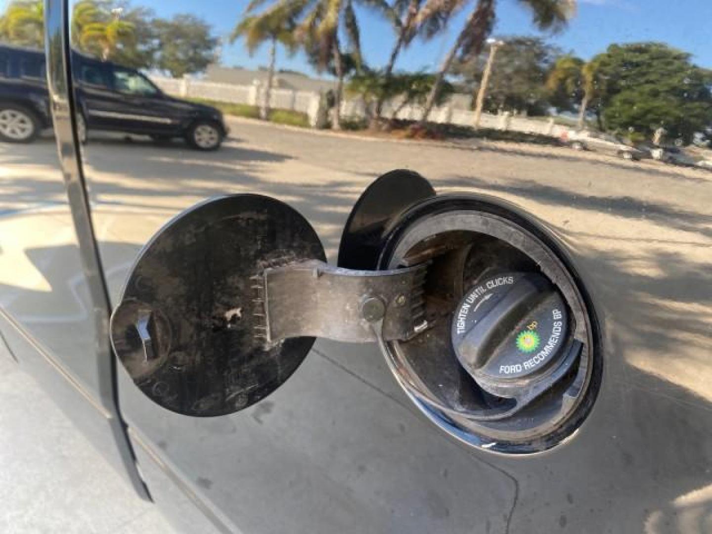 2006 Black /Flint Ford F-150 STX 4 DOOR LOW MILES 92,223 (1FTRX12W56N) with an 4.6L EFI V8 Engine engine, Automatic transmission, located at 4701 North Dixie Hwy, Pompano Beach, FL, 33064, (954) 422-2889, 26.240938, -80.123474 - OUR WEBPAGE FLORIDACARS1.COM HAS OVER 100 PHOTOS AND FREE CARFAX LINK 2006 FORD F-150 XL STX 4 DOOR EXTRA CAB ICE COLD AIR VIN: 1FTRX12W56NA41794 1 F T R X 1 2 W 5 6 N A 4 1 7 9 4 4 DOOR EXTENDED CAB PICKUP 4.6L V8 F GASOLINE 19 MPG REAR WHEEL DRIVE Features ABS Brakes Air Conditioning Alloy Wheels - Photo#85