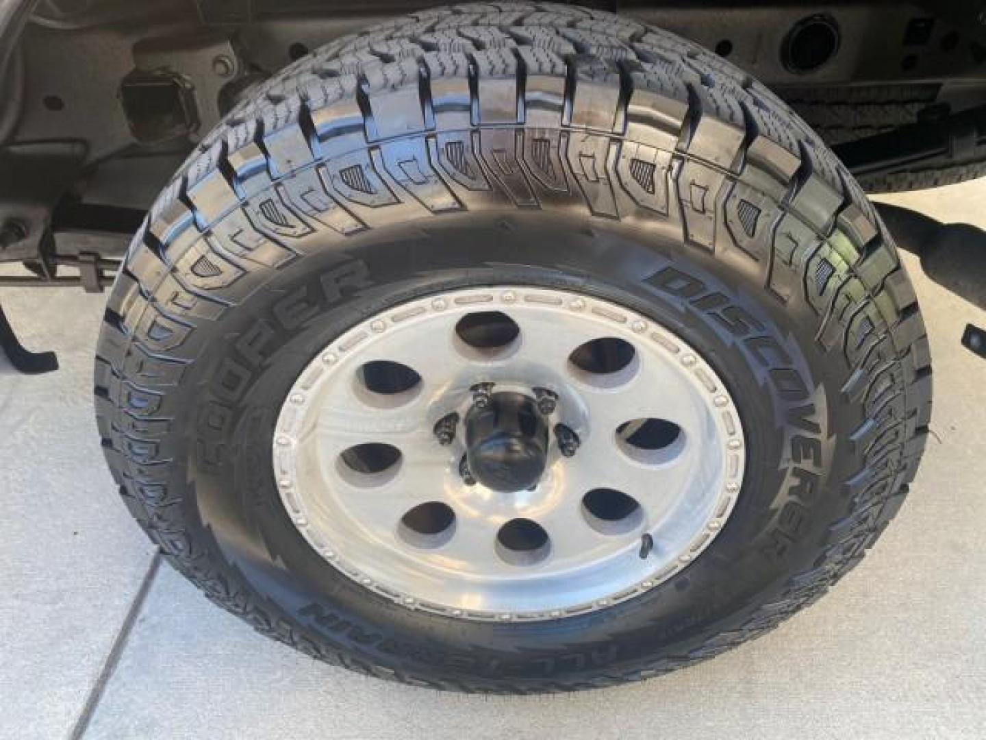 2006 Black /Flint Ford F-150 STX 4 DOOR LOW MILES 92,223 (1FTRX12W56N) with an 4.6L EFI V8 Engine engine, Automatic transmission, located at 4701 North Dixie Hwy, Pompano Beach, FL, 33064, (954) 422-2889, 26.240938, -80.123474 - OUR WEBPAGE FLORIDACARS1.COM HAS OVER 100 PHOTOS AND FREE CARFAX LINK 2006 FORD F-150 XL STX 4 DOOR EXTRA CAB ICE COLD AIR VIN: 1FTRX12W56NA41794 1 F T R X 1 2 W 5 6 N A 4 1 7 9 4 4 DOOR EXTENDED CAB PICKUP 4.6L V8 F GASOLINE 19 MPG REAR WHEEL DRIVE Features ABS Brakes Air Conditioning Alloy Wheels - Photo#86