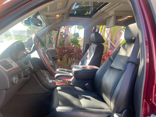 2007 Red E /Ebony/Ebony Cadillac Escalade EXT LOW MILES 13,852 1 OWNER 4WD (3GYFK62857G) with an 6.2L Vortec 1000 VVT V8 SFI Engine engine, Automatic transmission, located at 4701 North Dixie Hwy, Pompano Beach, FL, 33064, (954) 422-2889, 26.240938, -80.123474 - OUR WEBPAGE FLORIDACARS1.COM HAS OVER 100 PHOTOS AND FREE CARFAX LINK 2007 CADILLAC ESCALADE EXT VIN: 3GYFK62857G251462 3 G Y F K 6 2 8 5 7 G 2 5 1 4 6 2 SPORT PICKUP 6.2L V8 F GASOLINE 19 MPG ALL WHEEL DRIVE Features 20 Inch Plus Wheels 4WD/AWD A/C Seat(s) ABS Brakes Air Conditioning Alloy Wheels A - Photo#10