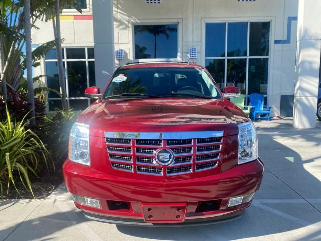 2007 Red E /Ebony/Ebony Cadillac Escalade EXT LOW MILES 13,852 1 OWNER 4WD (3GYFK62857G) with an 6.2L Vortec 1000 VVT V8 SFI Engine engine, Automatic transmission, located at 4701 North Dixie Hwy, Pompano Beach, FL, 33064, (954) 422-2889, 26.240938, -80.123474 - OUR WEBPAGE FLORIDACARS1.COM HAS OVER 100 PHOTOS AND FREE CARFAX LINK 2007 CADILLAC ESCALADE EXT VIN: 3GYFK62857G251462 3 G Y F K 6 2 8 5 7 G 2 5 1 4 6 2 SPORT PICKUP 6.2L V8 F GASOLINE 19 MPG ALL WHEEL DRIVE Features 20 Inch Plus Wheels 4WD/AWD A/C Seat(s) ABS Brakes Air Conditioning Alloy Wheels A - Photo#28