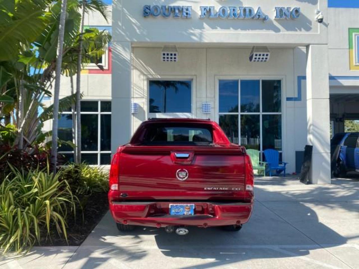 2007 Red E /Ebony/Ebony Cadillac Escalade EXT LOW MILES 15,019 1 OWNER 4WD (3GYFK62857G) with an 6.2L Vortec 1000 VVT V8 SFI Engine engine, Automatic transmission, located at 4701 North Dixie Hwy, Pompano Beach, FL, 33064, (954) 422-2889, 26.240938, -80.123474 - OUR WEBPAGE FLORIDACARS1.COM HAS OVER 100 PHOTOS AND FREE CARFAX LINK 2007 CADILLAC ESCALADE EXT VIN: 3GYFK62857G251462 3 G Y F K 6 2 8 5 7 G 2 5 1 4 6 2 SPORT PICKUP 6.2L V8 F GASOLINE 19 MPG ALL WHEEL DRIVE Features 20 Inch Plus Wheels 4WD/AWD A/C Seat(s) ABS Brakes Air Conditioning Alloy Wheels A - Photo#77