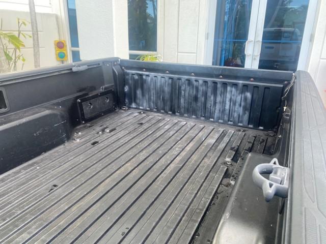 2005 Super White /Graphite Toyota Tacoma LOW MILES 58,735 X CAB (5TETX22N55Z) with an 2.7L DOHC EFI 16-Valve I4 VVT-i Engine engine, Automatic transmission, located at 4701 North Dixie Hwy, Pompano Beach, FL, 33064, (954) 422-2889, 26.240938, -80.123474 - OUR WEBPAGE FLORIDACARS1.COM HAS OVER 100 PHOTOS AND FREE CARFAX LINK 2005 TOYOTA TACOMA VIN: 5TETX22N55Z028901 5 T E T X 2 2 N 5 5 Z 0 2 8 9 0 1 CLUB CAB PICKUP 2.7L I4 F DOHC 16V GASOLINE 26 MPG REAR WHEEL DRIVE Features ABS Brakes AM/FM Stereo Automatic Transmission CD Audio Cloth Seats Cruise Co - Photo#84