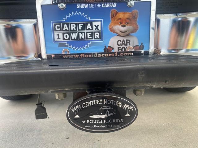 2005 Super White /Graphite Toyota Tacoma LOW MILES 58,735 X CAB (5TETX22N55Z) with an 2.7L DOHC EFI 16-Valve I4 VVT-i Engine engine, Automatic transmission, located at 4701 North Dixie Hwy, Pompano Beach, FL, 33064, (954) 422-2889, 26.240938, -80.123474 - OUR WEBPAGE FLORIDACARS1.COM HAS OVER 100 PHOTOS AND FREE CARFAX LINK 2005 TOYOTA TACOMA VIN: 5TETX22N55Z028901 5 T E T X 2 2 N 5 5 Z 0 2 8 9 0 1 CLUB CAB PICKUP 2.7L I4 F DOHC 16V GASOLINE 26 MPG REAR WHEEL DRIVE Features ABS Brakes AM/FM Stereo Automatic Transmission CD Audio Cloth Seats Cruise Co - Photo#92