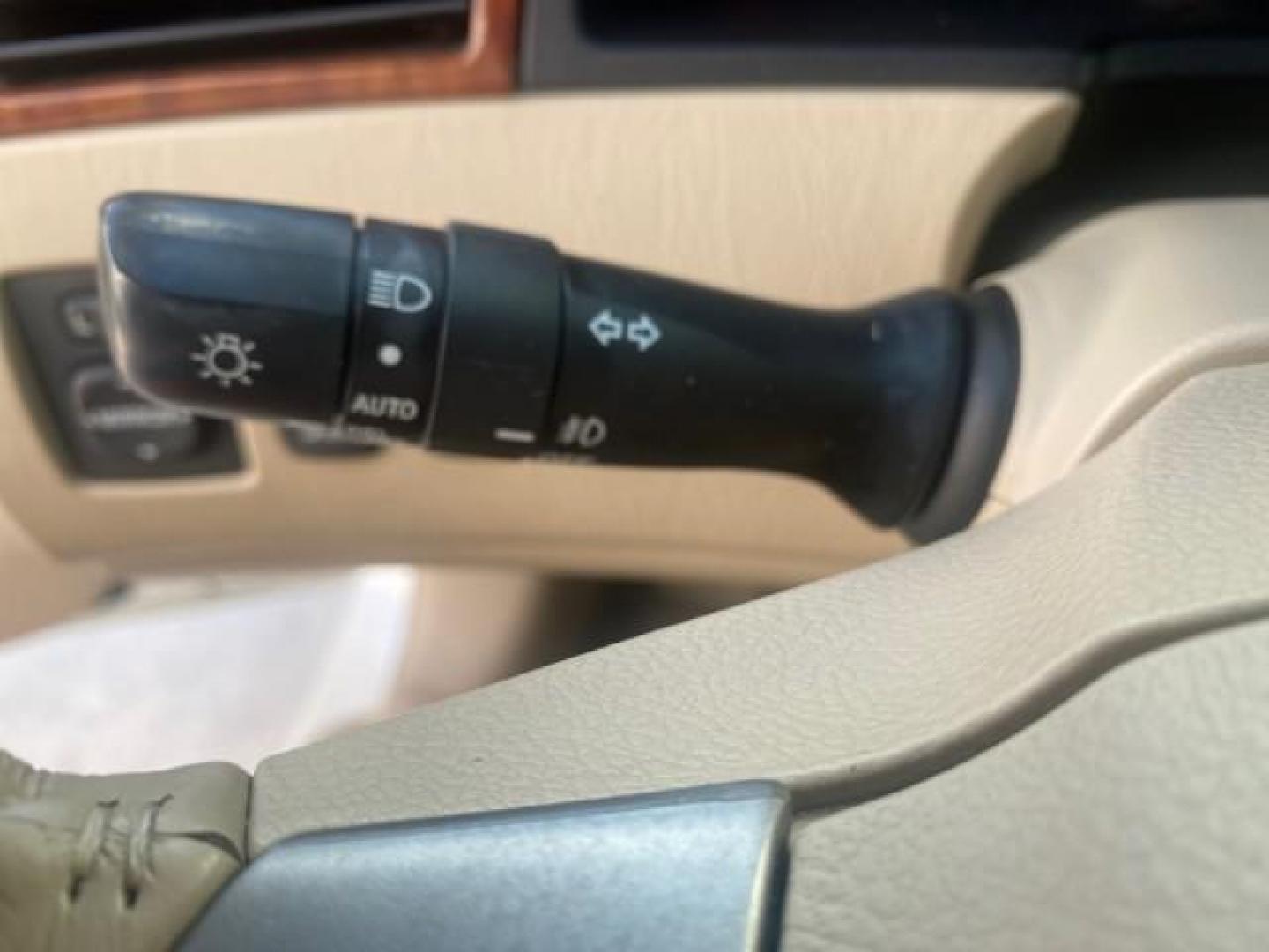 2007 Blizzard Pearl /Ivory Toyota Camry Solara SLE LOW MILES 59,911 SOFT TOP (4T1FA38P07U) with an 3.3L DOHC SMPI VVT-i 24-Valve V6 Engine engine, Automatic transmission, located at 4701 North Dixie Hwy, Pompano Beach, FL, 33064, (954) 422-2889, 26.240938, -80.123474 - OUR WEBPAGE FLORIDACARS1.COM HAS OVER 100 PHOTOS AND FREE CARFAX LINK 2007 TOYOTA CAMRY SOLARA SLE V6 VIN: 4T1FA38P07U119420 4 T 1 F A 3 8 P 0 7 U 1 1 9 4 2 0 CONVERTIBLE 3.3L V6 F DOHC 24V GASOLINE 29 MPG FRONT WHEEL DRIVE Features ABS Brakes Air Conditioning Alloy Wheels AM/FM Stereo Automatic Tra - Photo#75