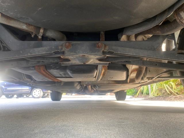 1995 Gold /Tan Saturn SL LOW MILES 70,805 (1G8ZH5282SZ) with an 1.9L 4-Cyl Engine engine, Automatic transmission, located at 4701 North Dixie Hwy, Pompano Beach, FL, 33064, (954) 422-2889, 26.240938, -80.123474 - OUR WEBPAGE FLORIDACARS1.COM HAS OVER 100 PHOTOS AND FREE CARFAX LINK 1995 SATURN S-SERIES SL1 ONE OF A KIND FIND DRIVES AMAZING VERY DEPENDABLE VIN: 1G8ZH5282SZ152130 1 G 8 Z H 5 2 8 2 S Z 1 5 2 1 3 0 SEDAN 4 DR 1.9L I4 F SOHC GASOLINE FRONT WHEEL DRIVE Features Air Conditioning AM/FM Stereo Automa - Photo#22