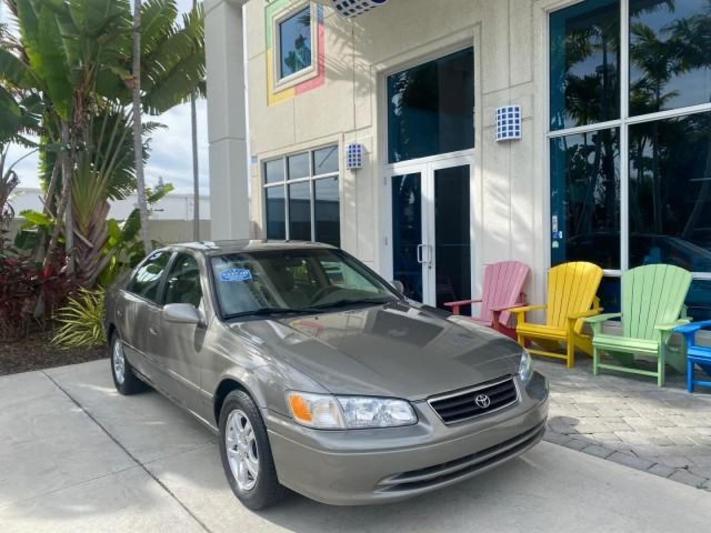 2000 Cashmere Beige Metallic /Oak Toyota Camry LE LOW MILES 63,706 SUNROOF (4T1BG22K1YU) with an 2.2L Twin-Cam EFI 16-Valve 4-Cyl Engine engine, Automatic transmission, located at 4701 North Dixie Hwy, Pompano Beach, FL, 33064, (954) 422-2889, 26.240938, -80.123474 - OUR WEBPAGE FLORIDACARS1.COM HAS OVER 100 PHOTOS AND FREE CARFAX LINK 2000 TOYOTA CAMRY LE LEATHER SUNROOF 4 CYNL LOADED ONE OF THE MOST DEPENDABLE CARS EVER BUILT VIN: 4T1BG22K1YU715920 4 T 1 B G 2 2 K 1 Y U 7 1 5 9 2 0 SEDAN 4 DR 2.2L I4 F 16V GASOLINE 30 MPG FRONT WHEEL DRIVE Features Air Conditi - Photo#1