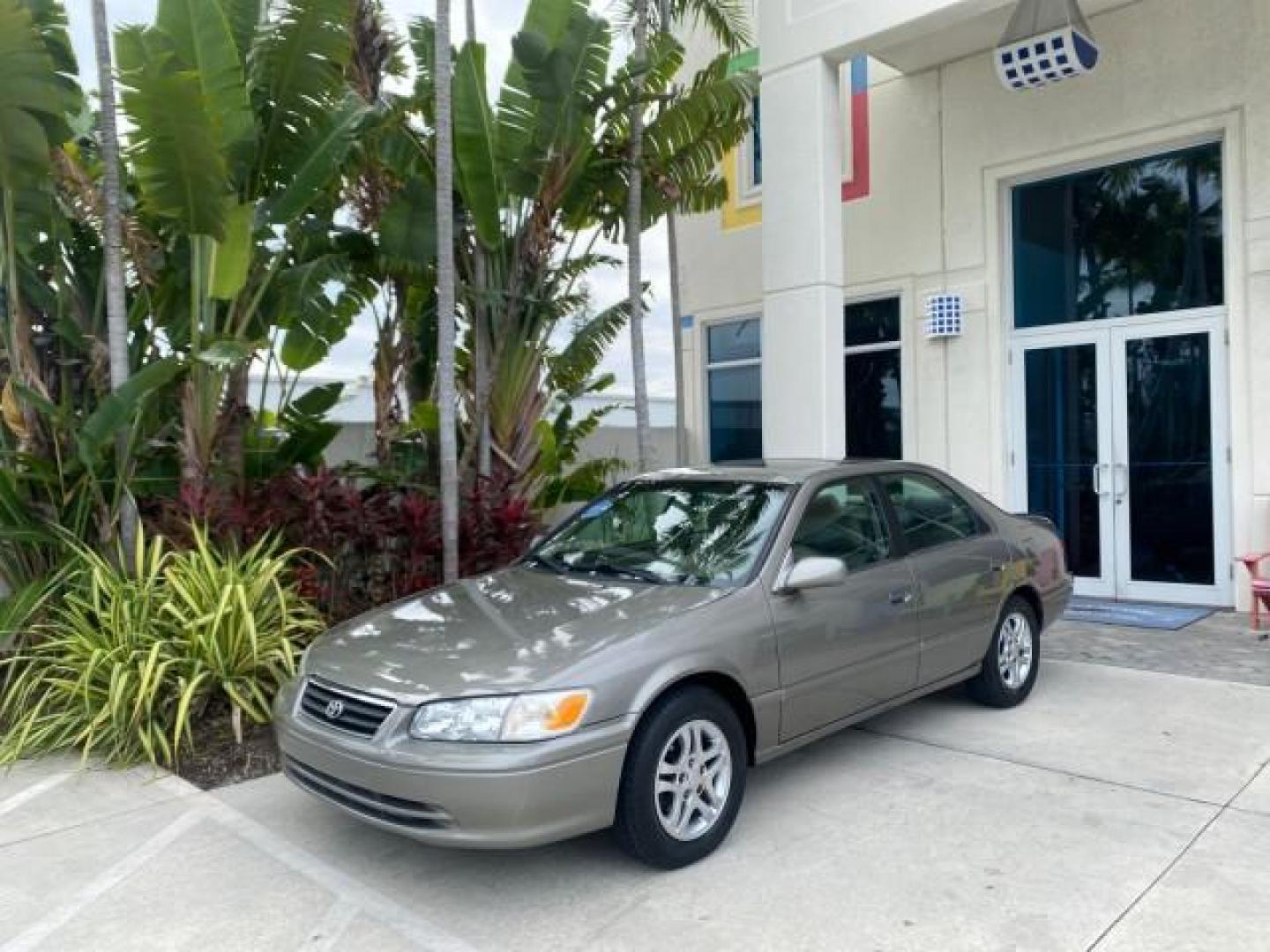 2000 Cashmere Beige Metallic /Oak Toyota Camry LE LOW MILES 63,706 SUNROOF (4T1BG22K1YU) with an 2.2L Twin-Cam EFI 16-Valve 4-Cyl Engine engine, Automatic transmission, located at 4701 North Dixie Hwy, Pompano Beach, FL, 33064, (954) 422-2889, 26.240938, -80.123474 - OUR WEBPAGE FLORIDACARS1.COM HAS OVER 100 PHOTOS AND FREE CARFAX LINK 2000 TOYOTA CAMRY LE LEATHER SUNROOF 4 CYNL LOADED ONE OF THE MOST DEPENDABLE CARS EVER BUILT VIN: 4T1BG22K1YU715920 4 T 1 B G 2 2 K 1 Y U 7 1 5 9 2 0 SEDAN 4 DR 2.2L I4 F 16V GASOLINE 30 MPG FRONT WHEEL DRIVE Features Air Conditi - Photo#29