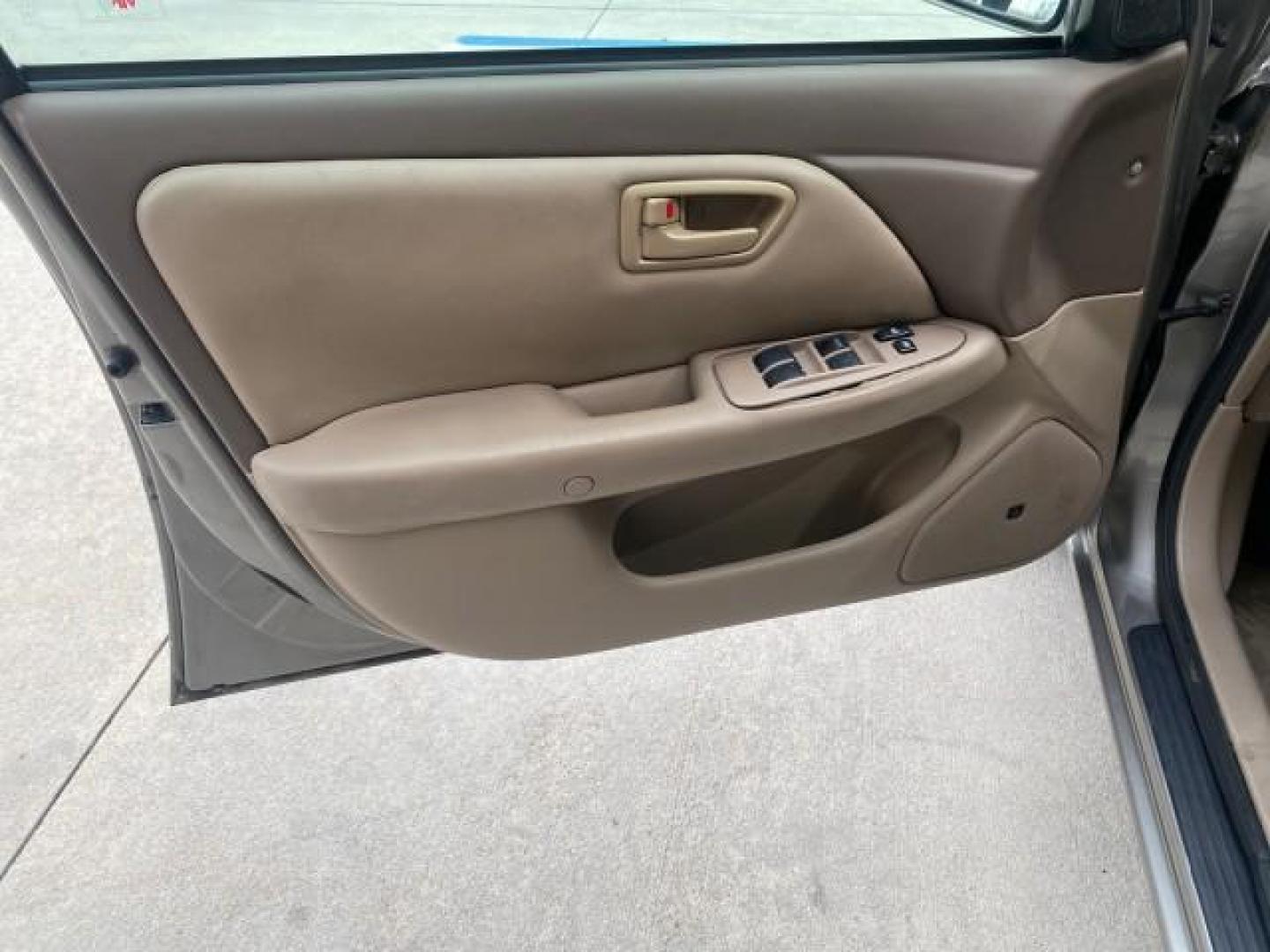 2000 Cashmere Beige Metallic /Oak Toyota Camry LE LOW MILES 63,706 SUNROOF (4T1BG22K1YU) with an 2.2L Twin-Cam EFI 16-Valve 4-Cyl Engine engine, Automatic transmission, located at 4701 North Dixie Hwy, Pompano Beach, FL, 33064, (954) 422-2889, 26.240938, -80.123474 - OUR WEBPAGE FLORIDACARS1.COM HAS OVER 100 PHOTOS AND FREE CARFAX LINK 2000 TOYOTA CAMRY LE LEATHER SUNROOF 4 CYNL LOADED ONE OF THE MOST DEPENDABLE CARS EVER BUILT VIN: 4T1BG22K1YU715920 4 T 1 B G 2 2 K 1 Y U 7 1 5 9 2 0 SEDAN 4 DR 2.2L I4 F 16V GASOLINE 30 MPG FRONT WHEEL DRIVE Features Air Conditi - Photo#42